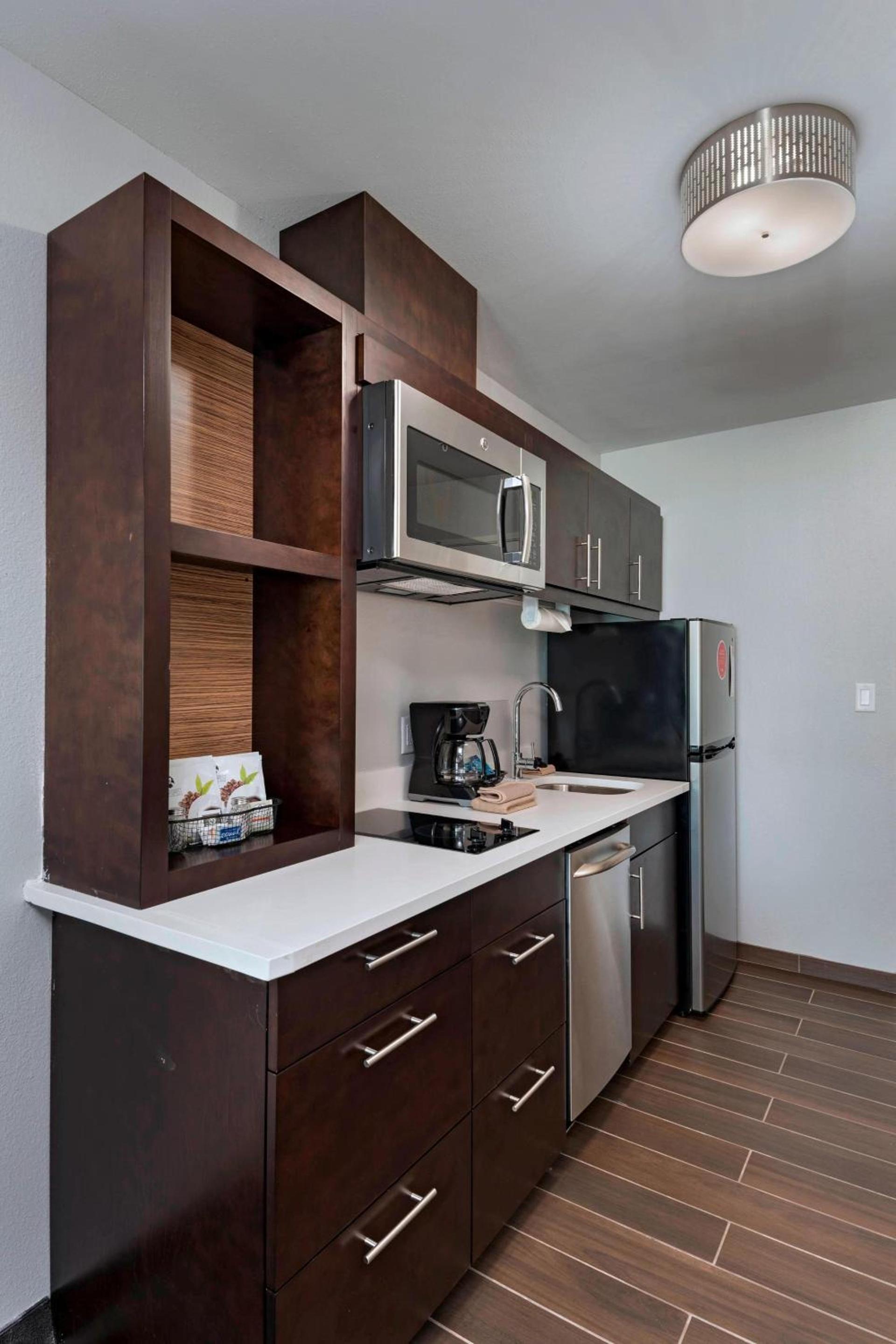TownePlace Suites by Marriott Baton Rouge Port Allen photo 9