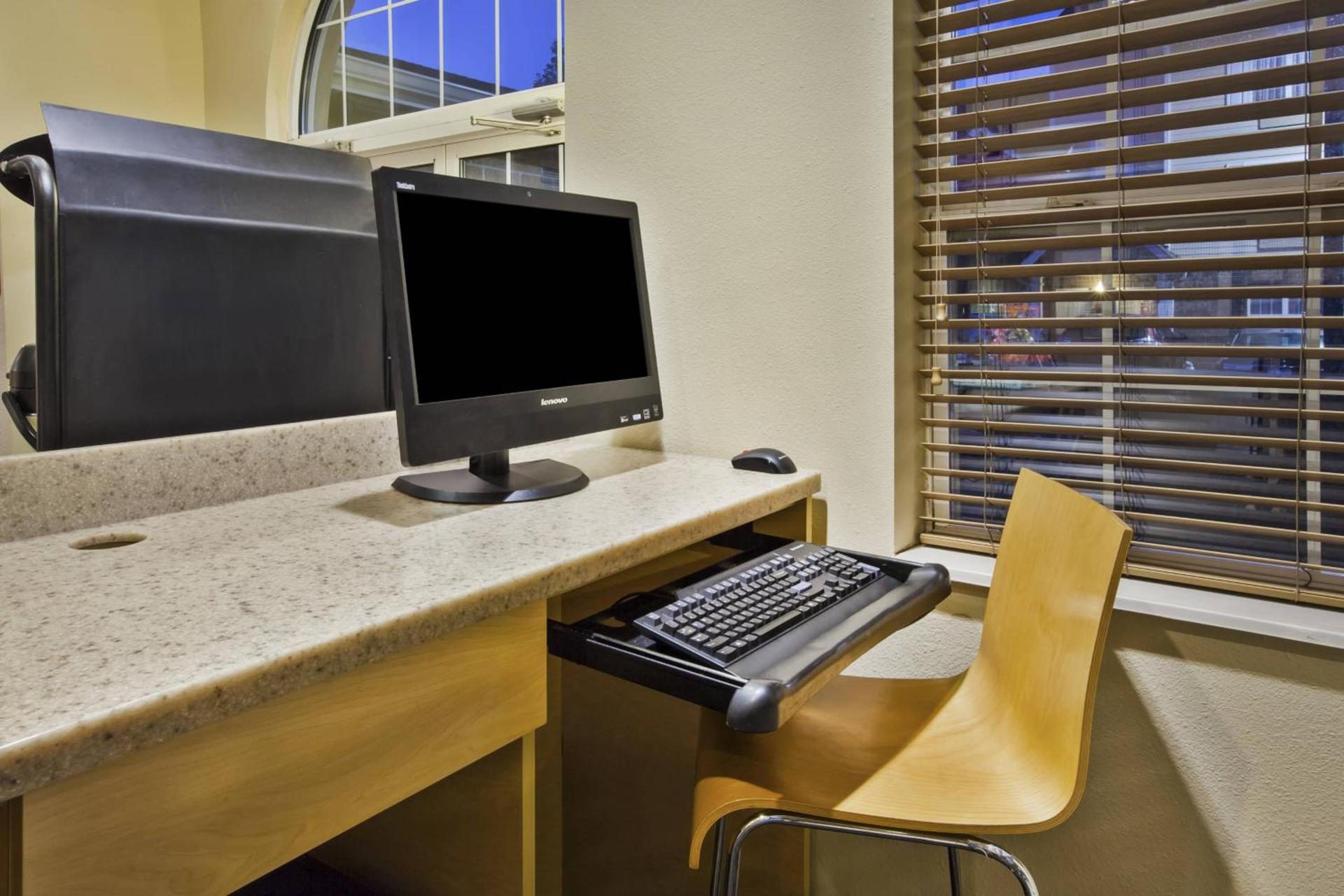 TownePlace Suites Detroit Sterling Heights photo 14