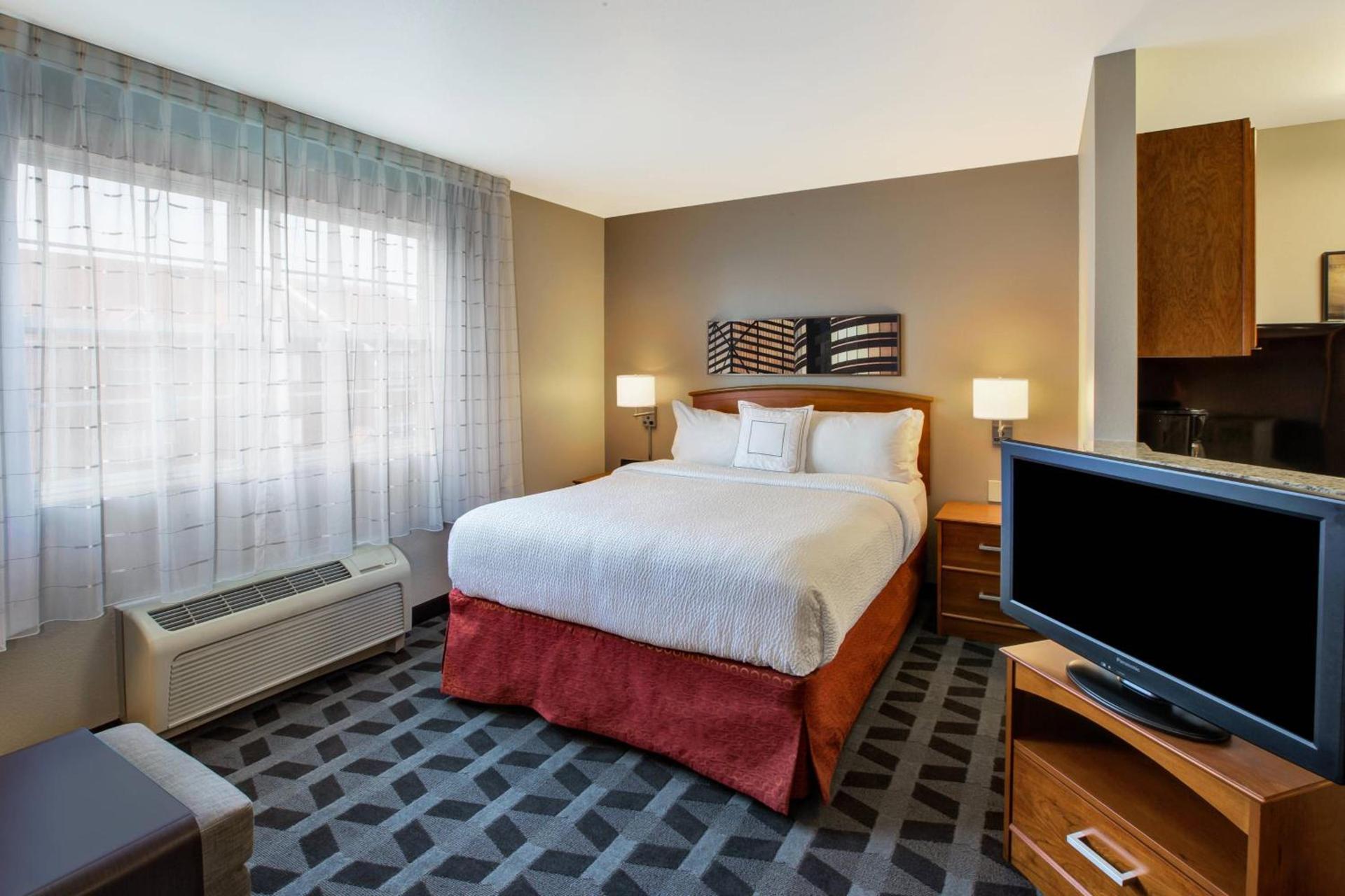 TownePlace Suites Detroit Sterling Heights photo 6