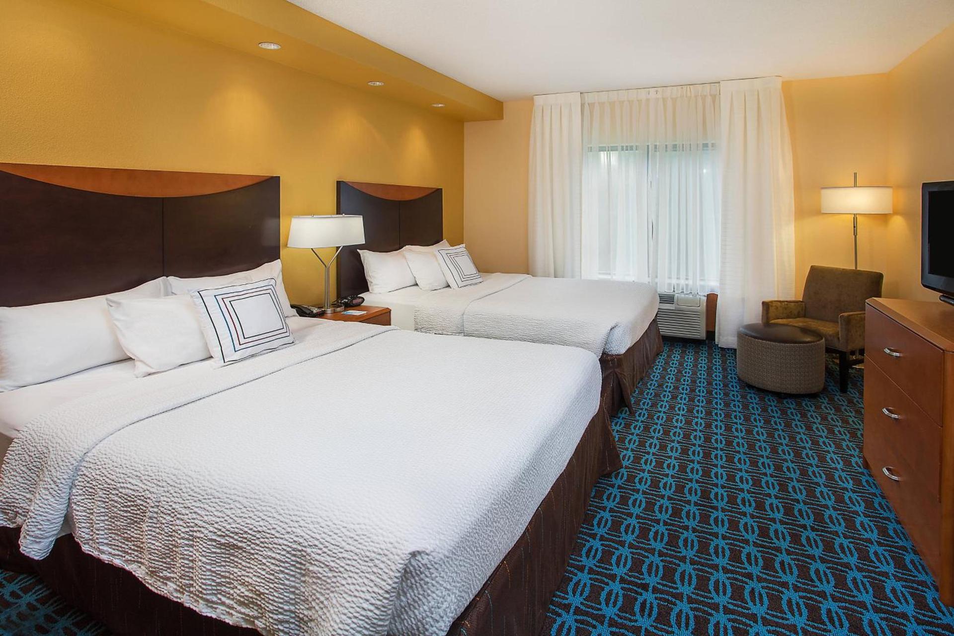 Fairfield Inn & Suites Kodak photo 4