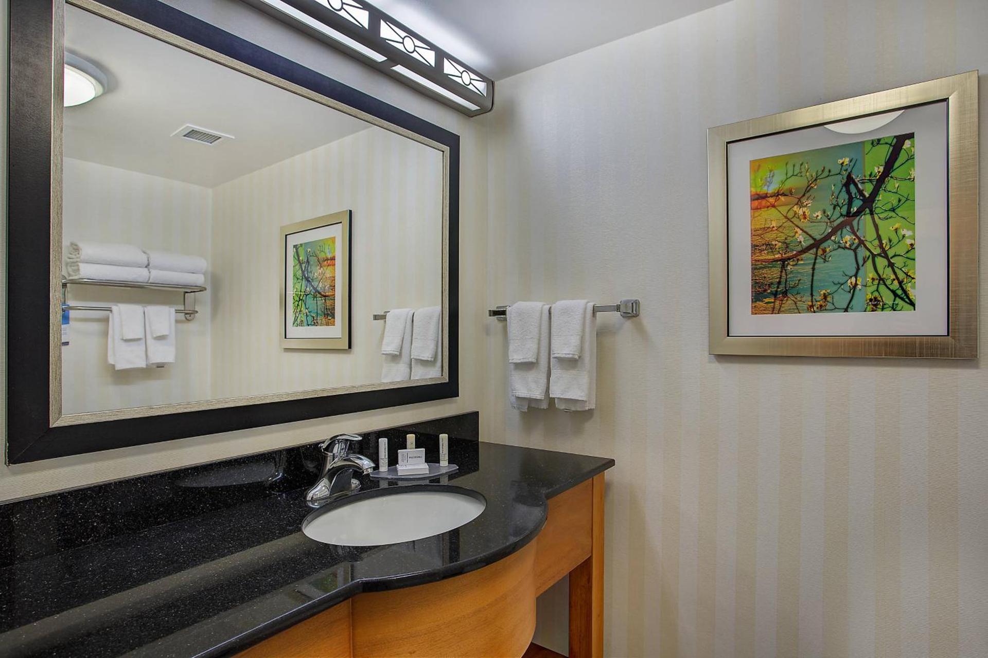 Fairfield Inn & Suites Kodak photo 7