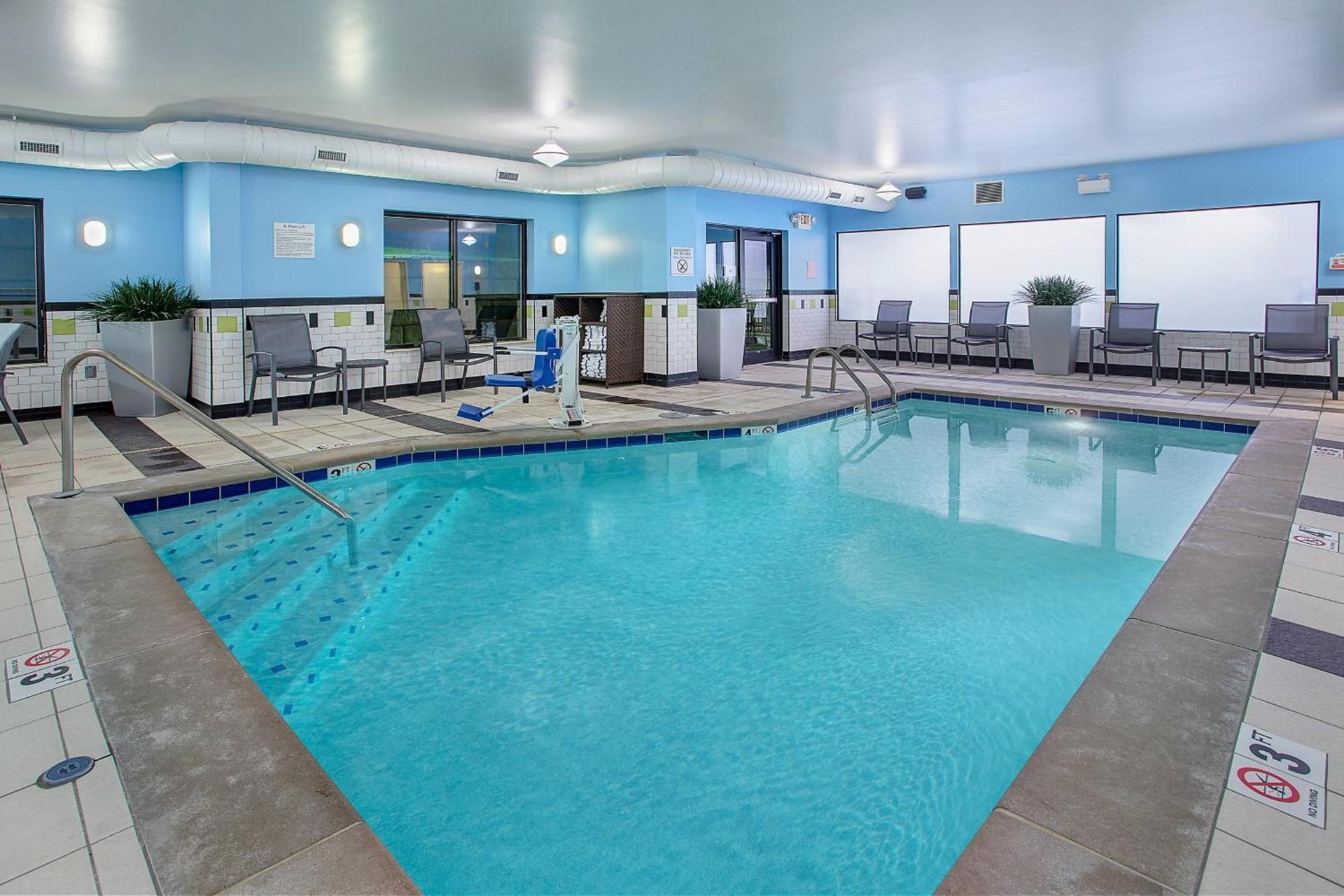 Fairfield Inn & Suites Kodak photo 16