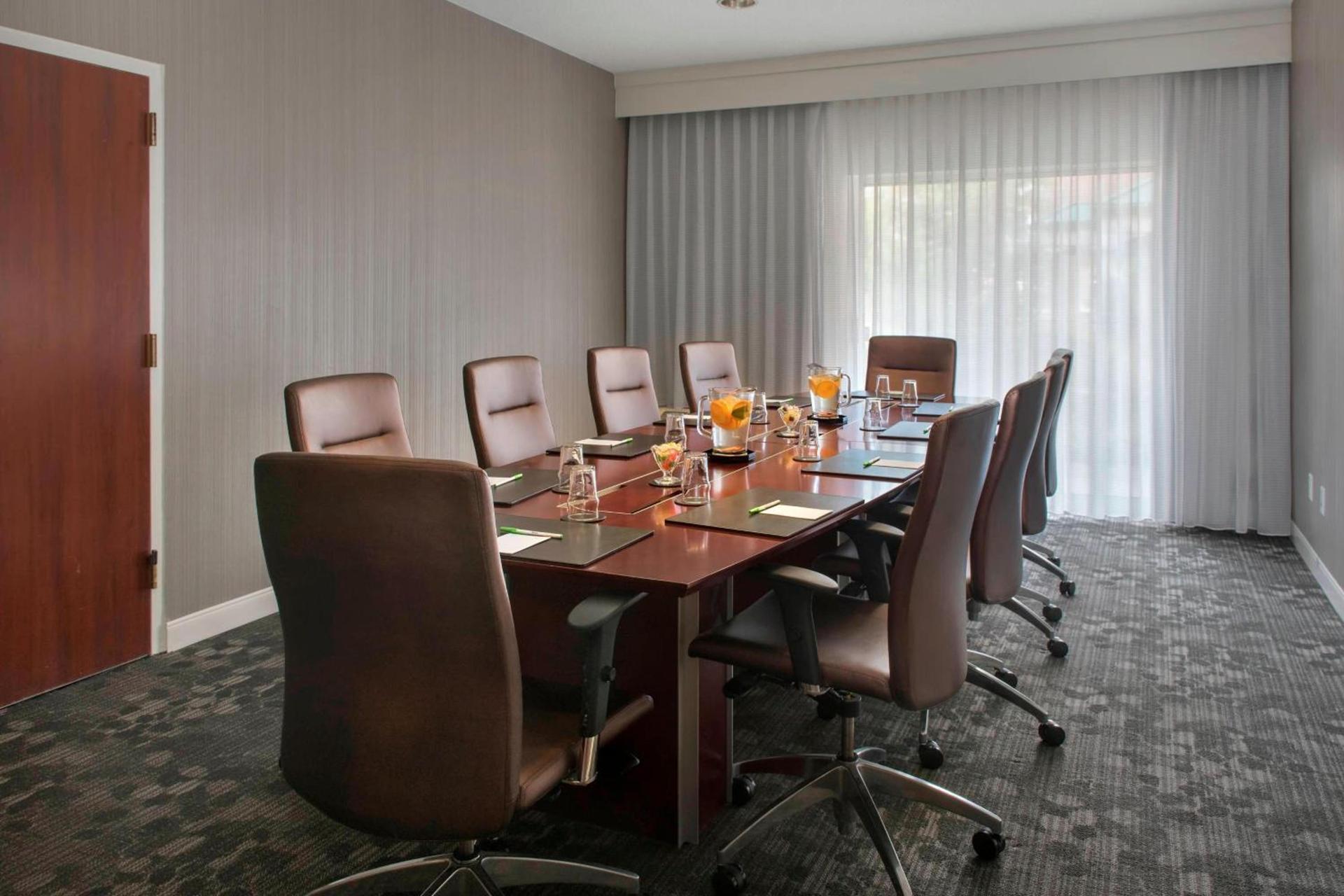 Courtyard by Marriott Basking Ridge photo 27