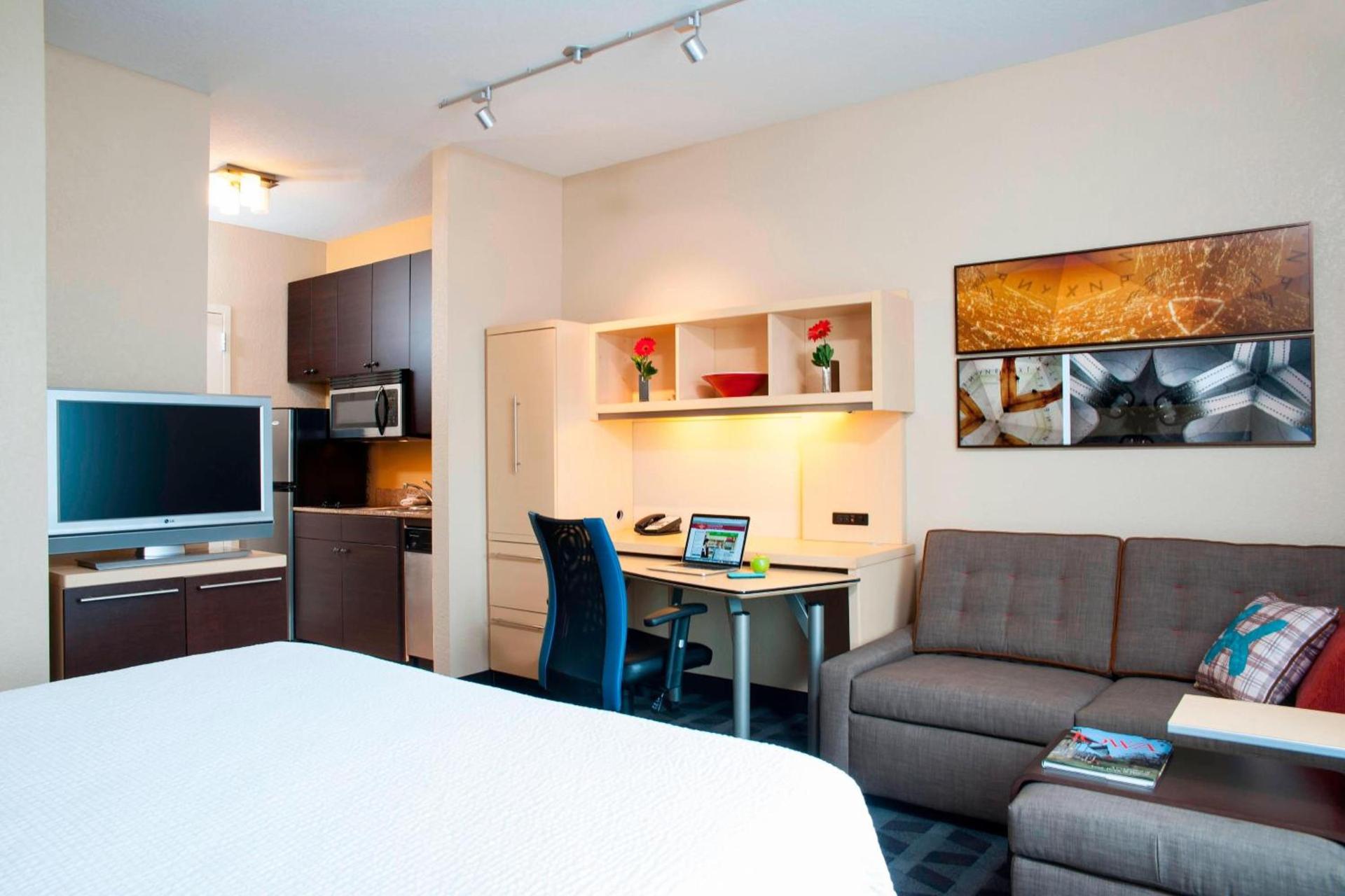 TownePlace Suites Des Moines Urbandale photo 10