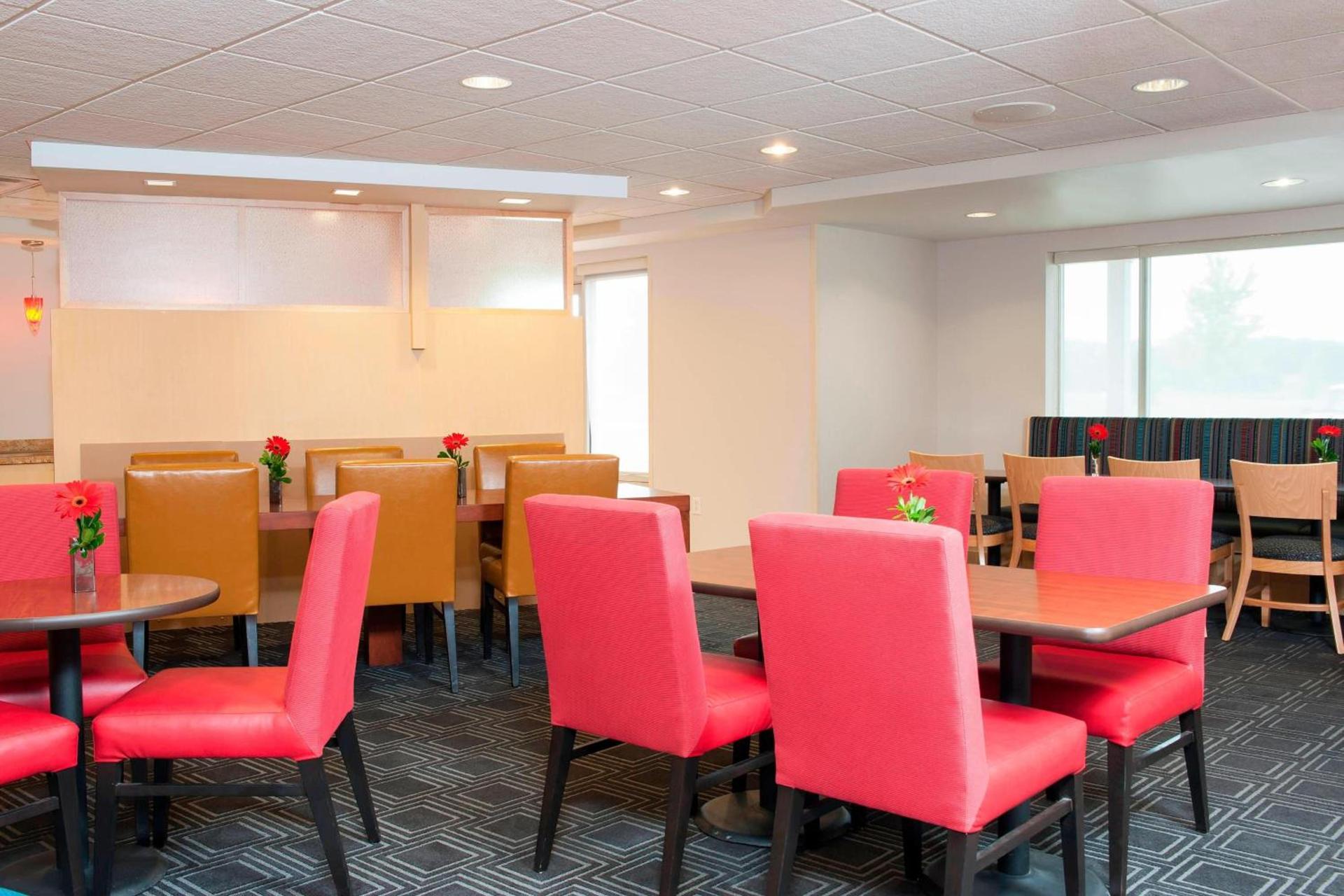TownePlace Suites Des Moines Urbandale photo 18