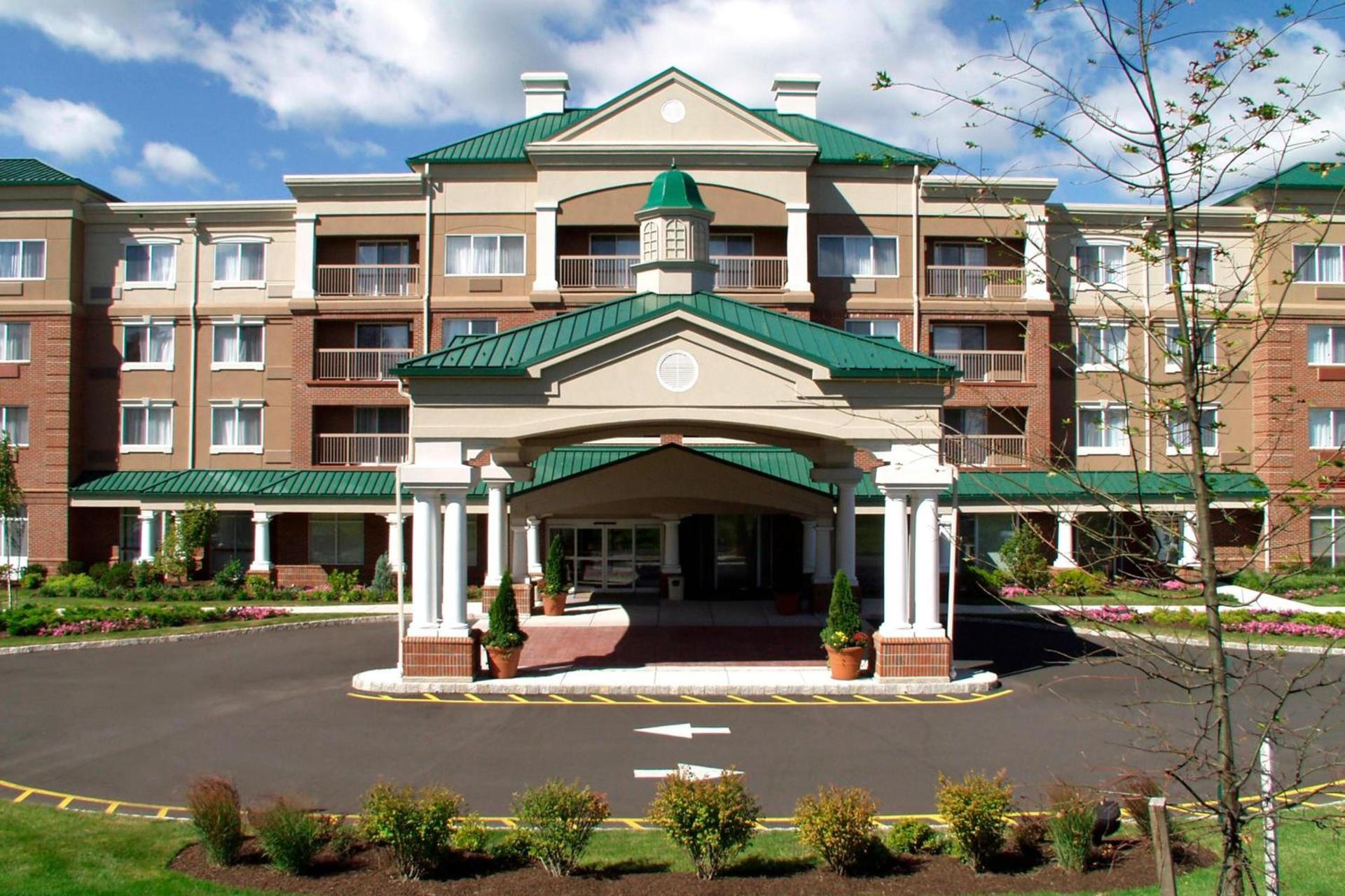 Courtyard by Marriott Basking Ridge photo 2