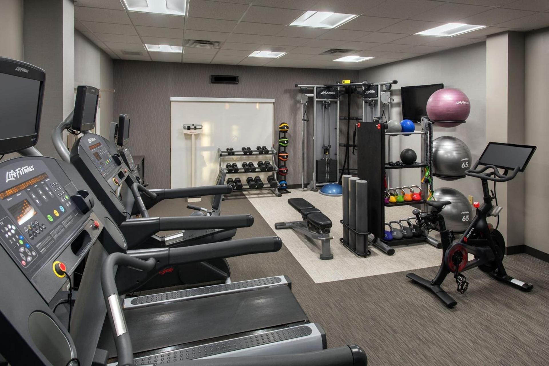 Courtyard by Marriott Basking Ridge photo 24