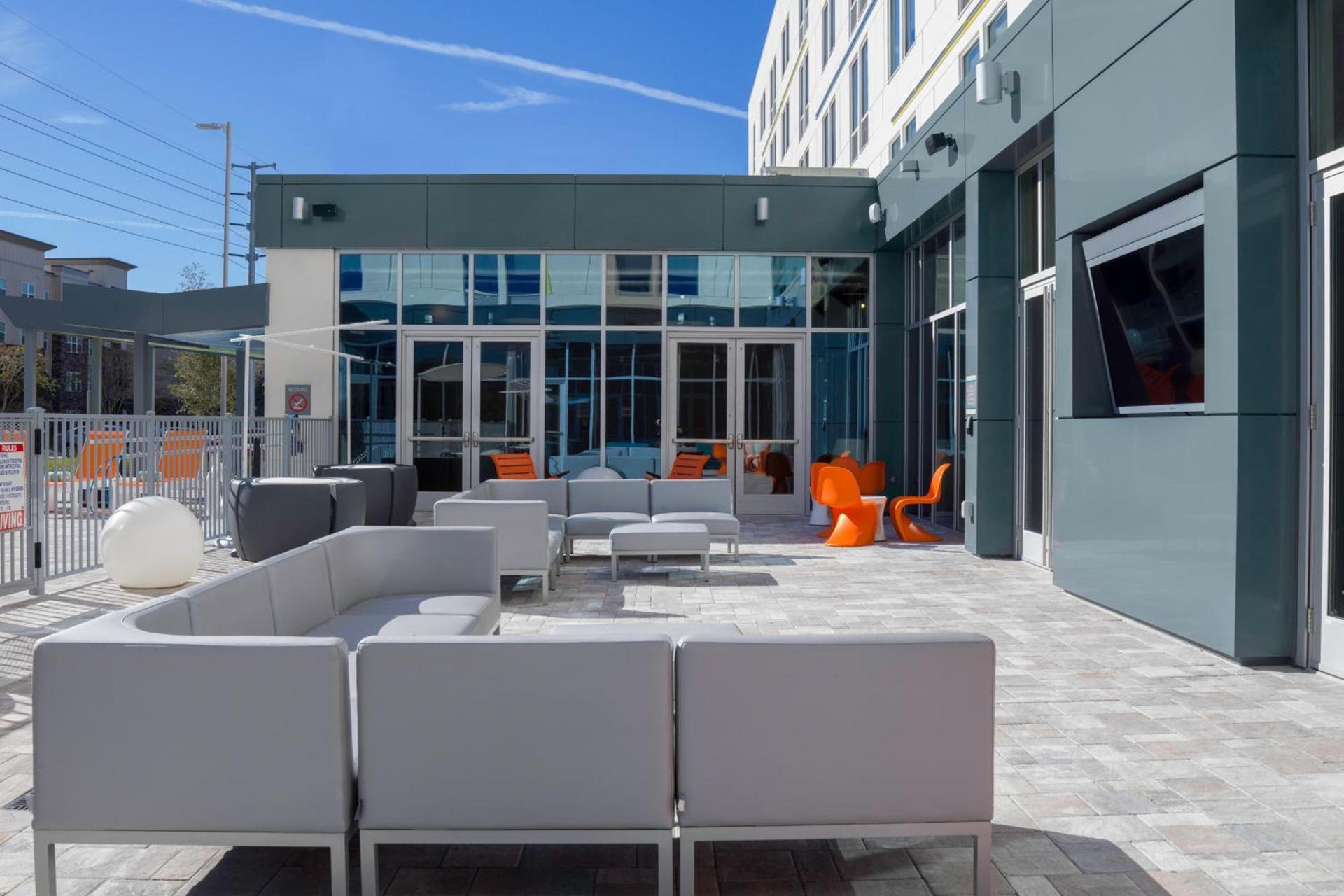 Aloft by Marriott Gainesville University Area photo 12