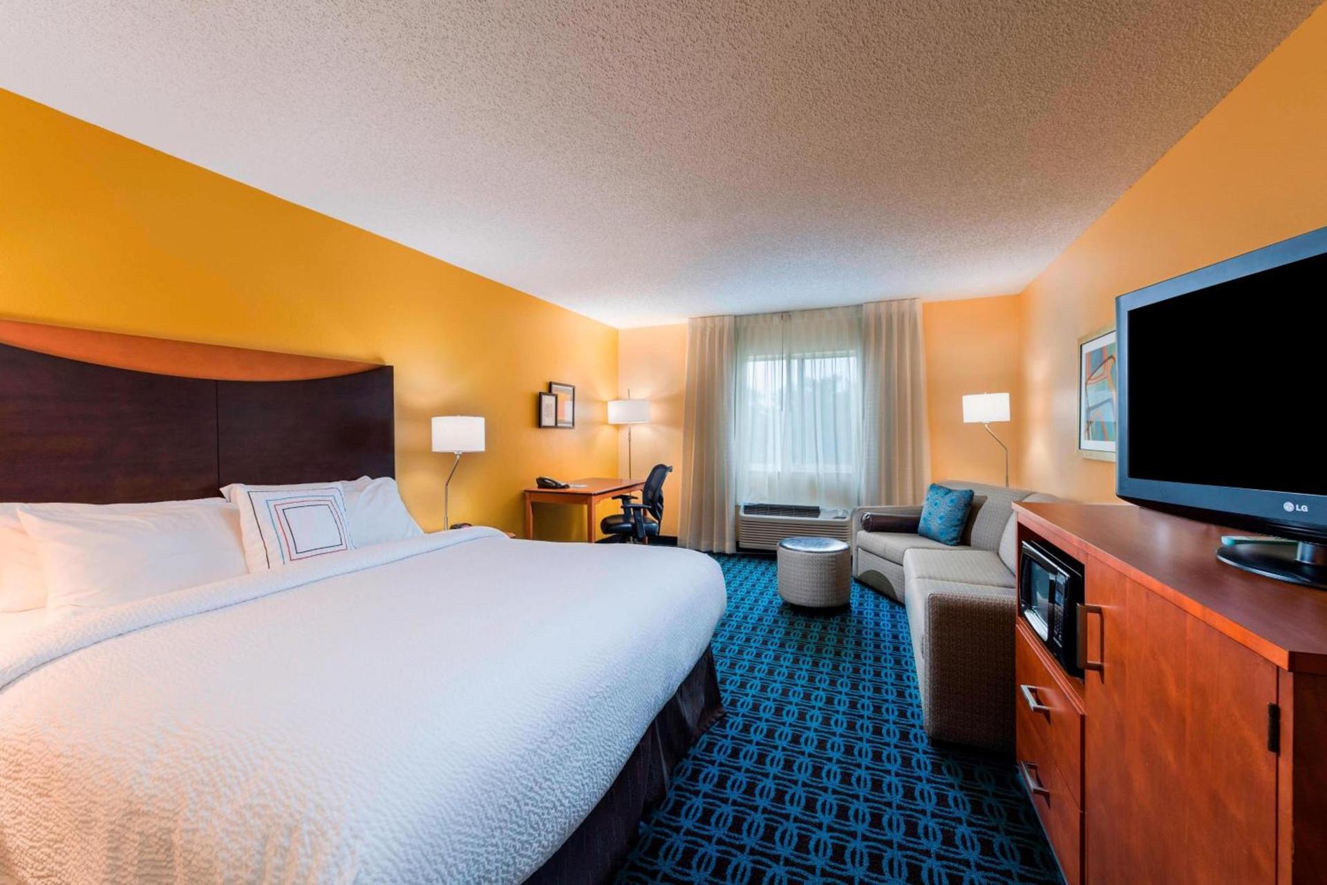 Fairfield Inn and Suites St Petersburg Clearwater photo 6