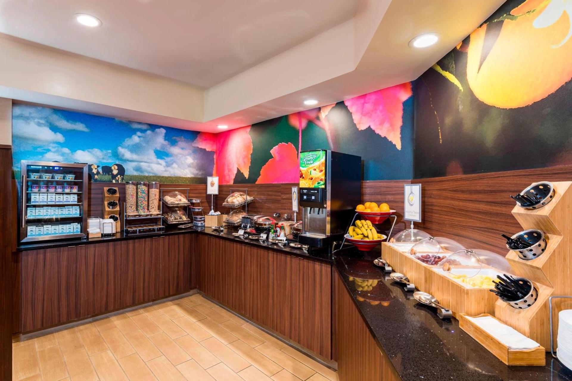 Fairfield Inn and Suites St Petersburg Clearwater photo 16