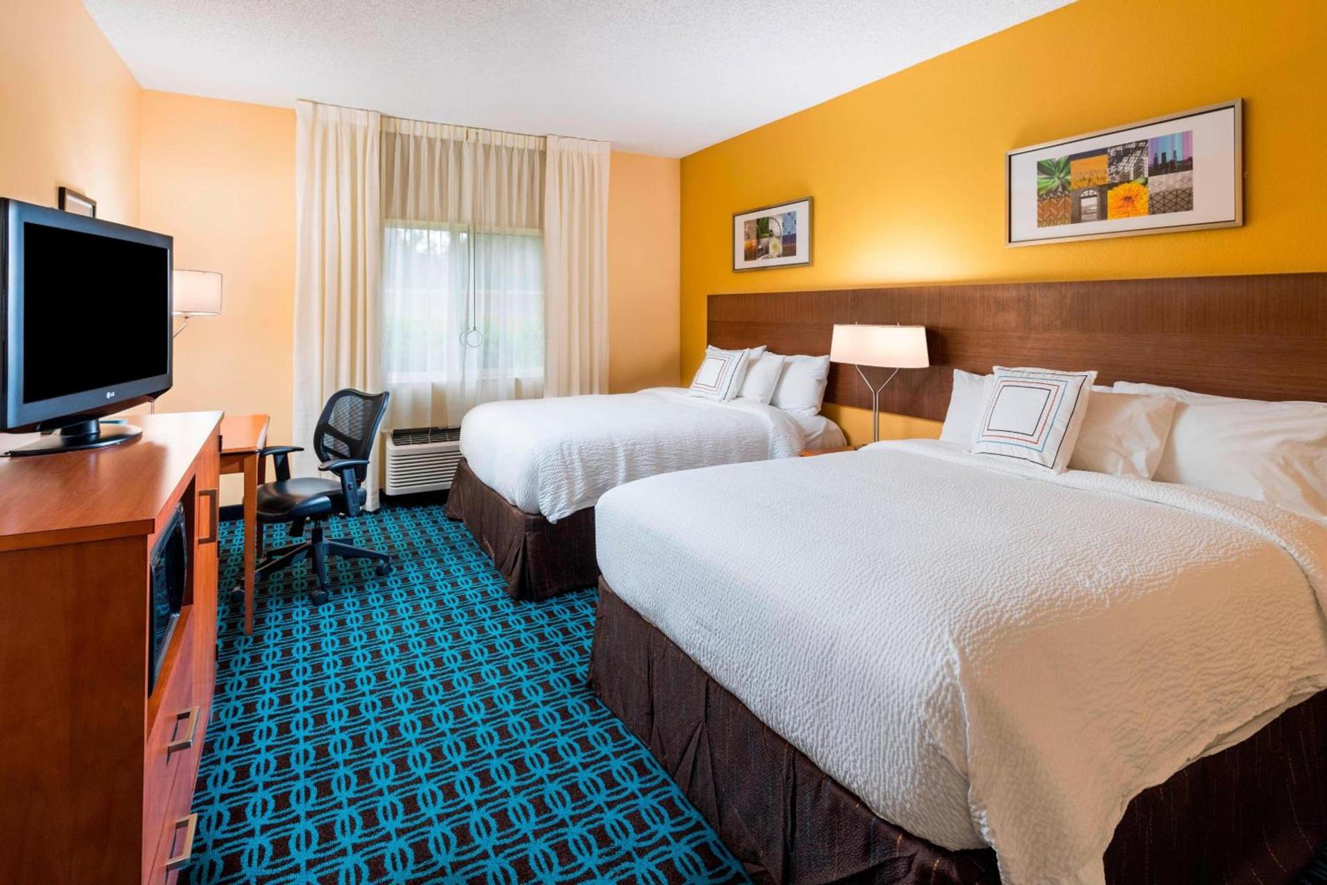 Fairfield Inn and Suites St Petersburg Clearwater photo 4