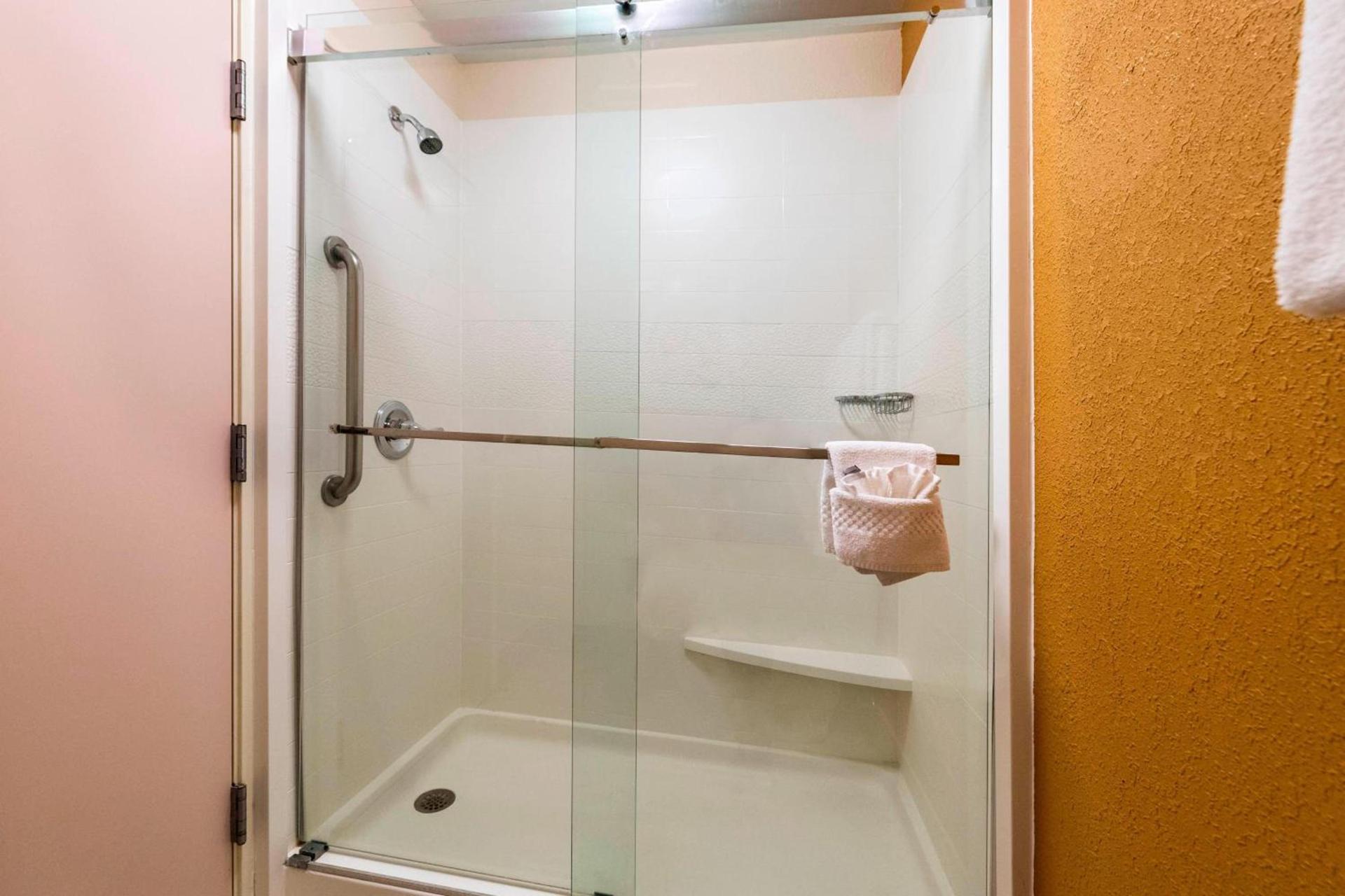 Fairfield Inn and Suites St Petersburg Clearwater photo 10