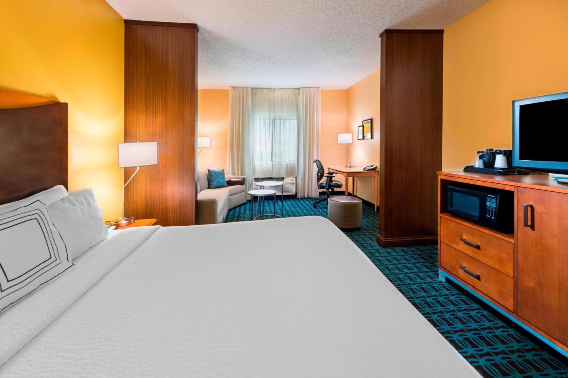 Fairfield Inn and Suites St Petersburg Clearwater photo 11