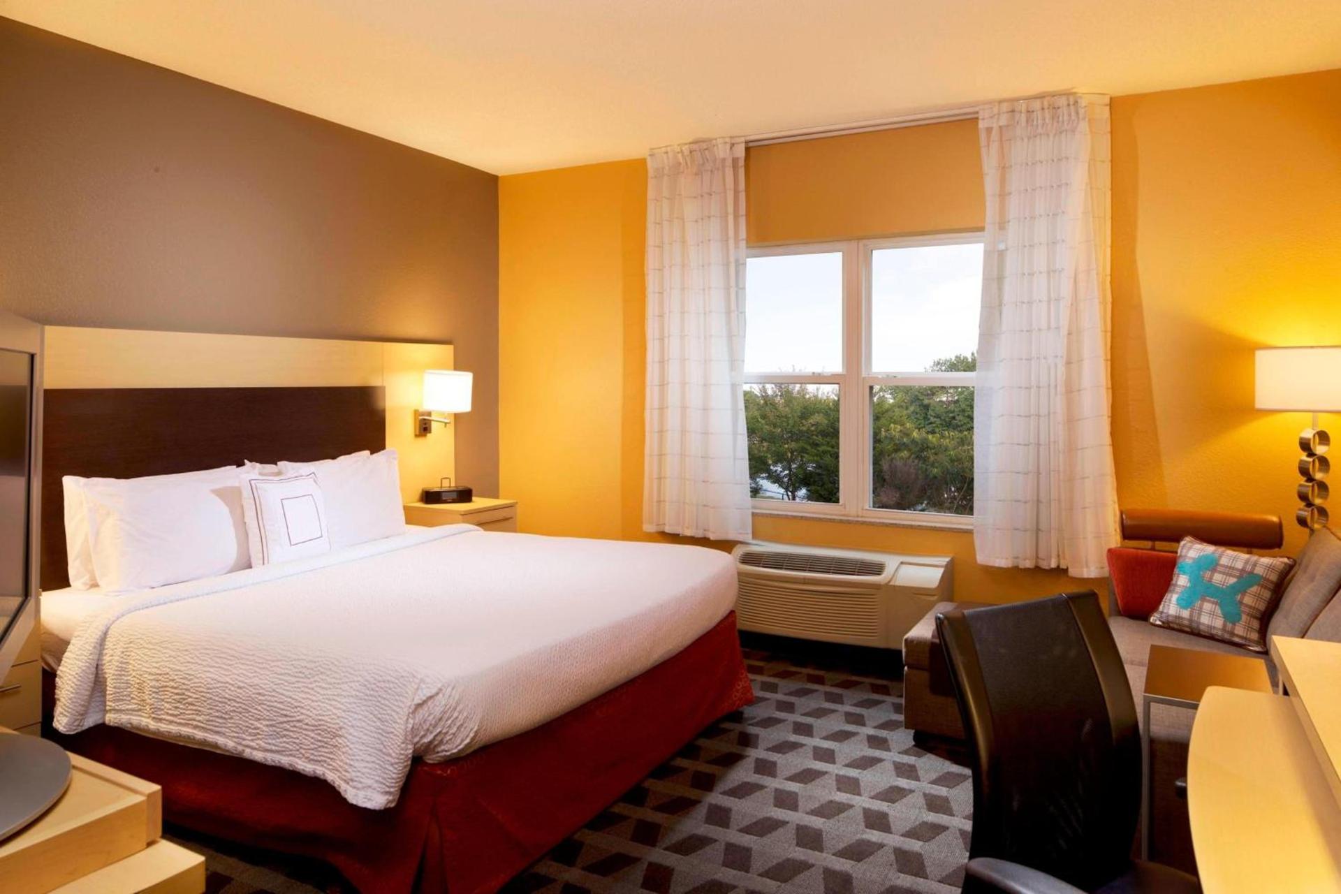 TownePlace Suites by Marriott Jacksonville photo 9