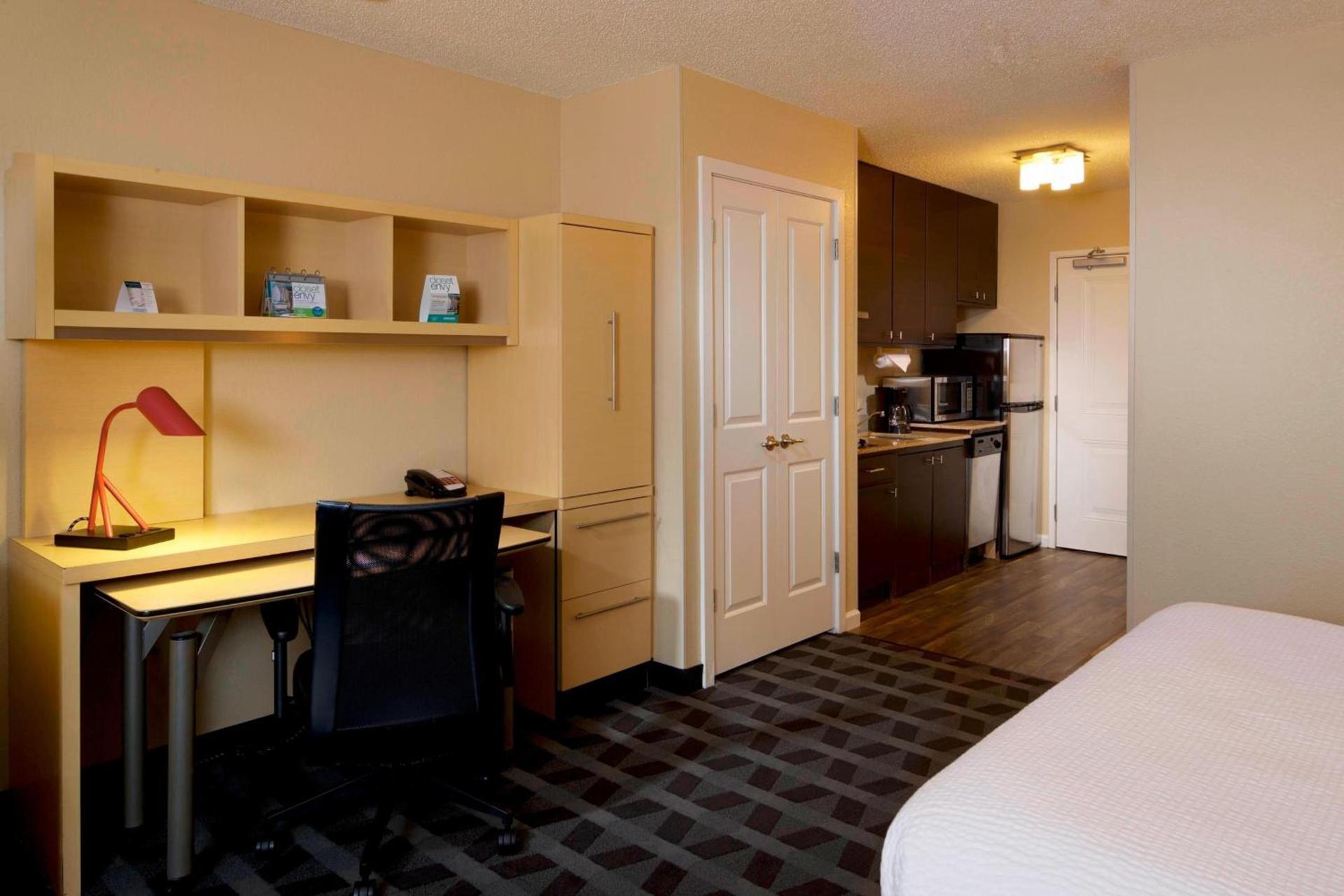 TownePlace Suites by Marriott Jacksonville photo 11