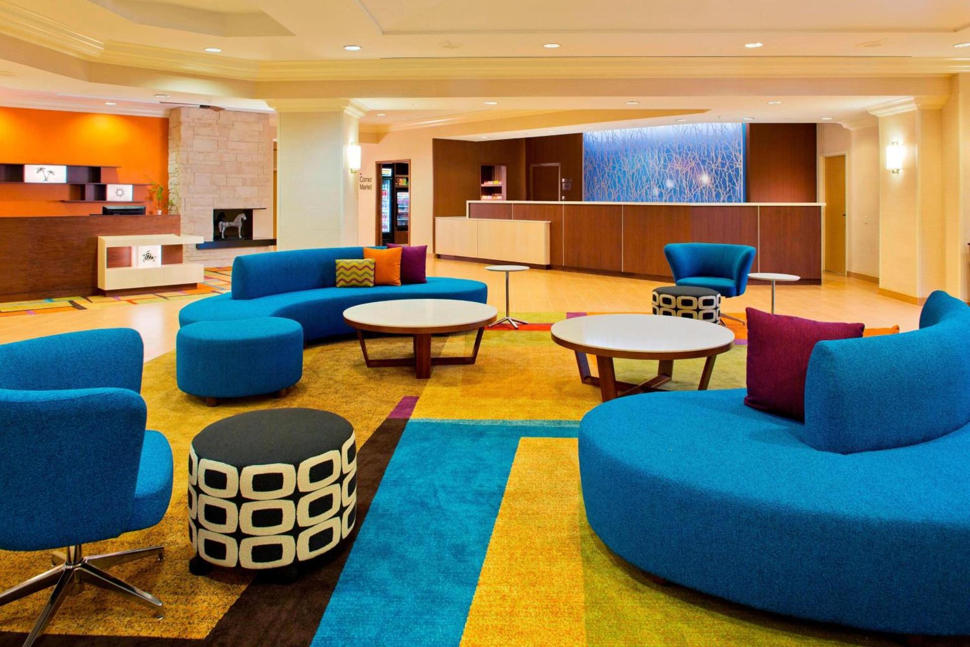 Fairfield Inn & Suites by Marriott Orlando Lake Buena Vista in the Marriott Village photo 7