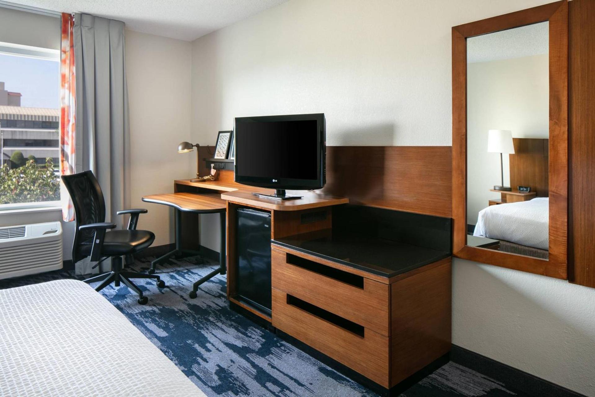 Fairfield Inn & Suites by Marriott Tulsa Central photo 13