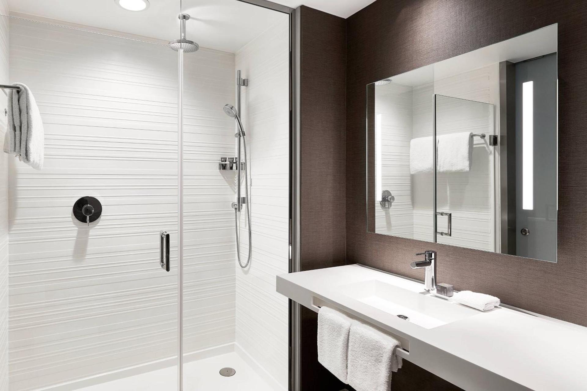 AC Hotel By Marriott Dallas By The Galleria photo 12