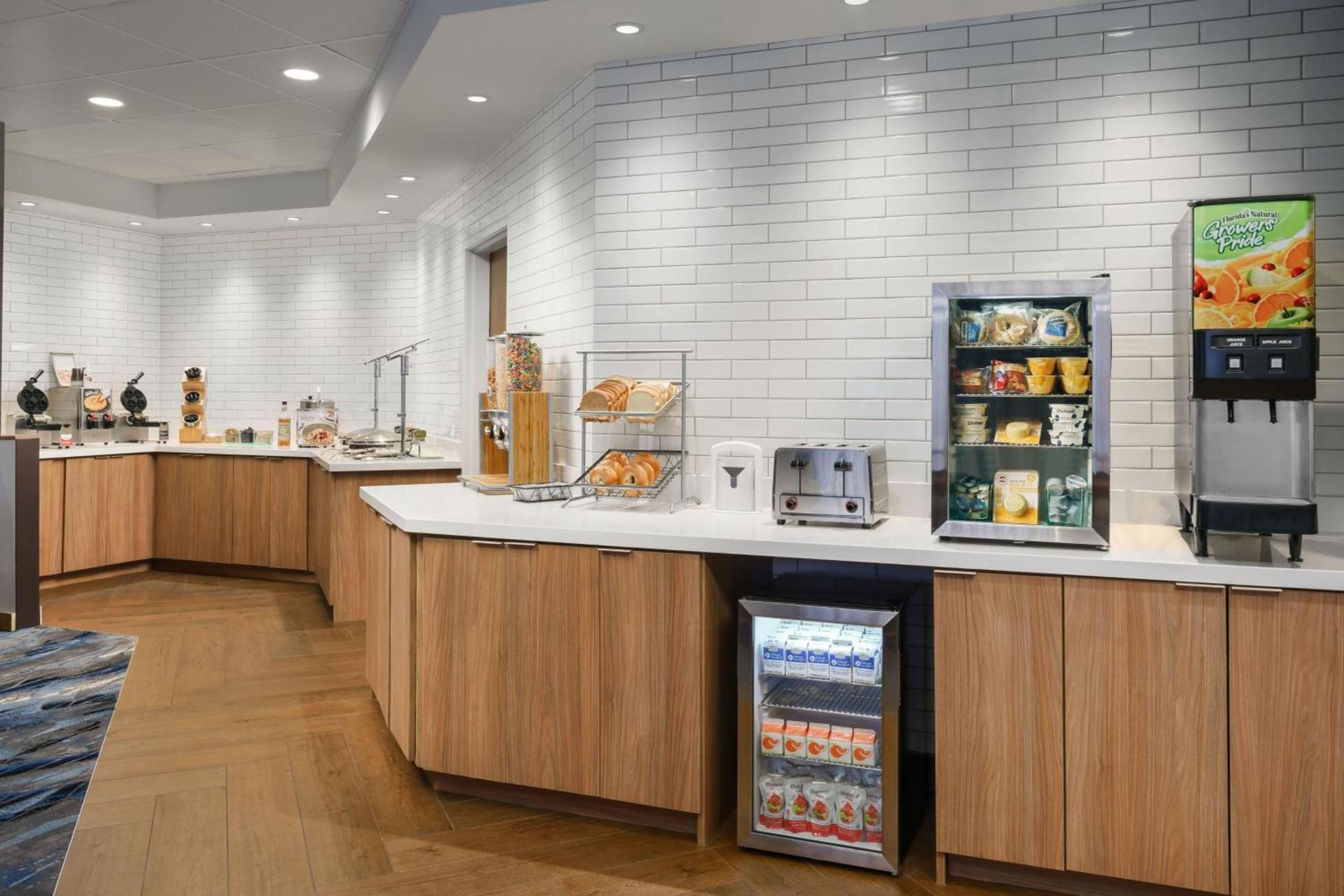 Fairfield Inn by Marriott Joliet South photo 20