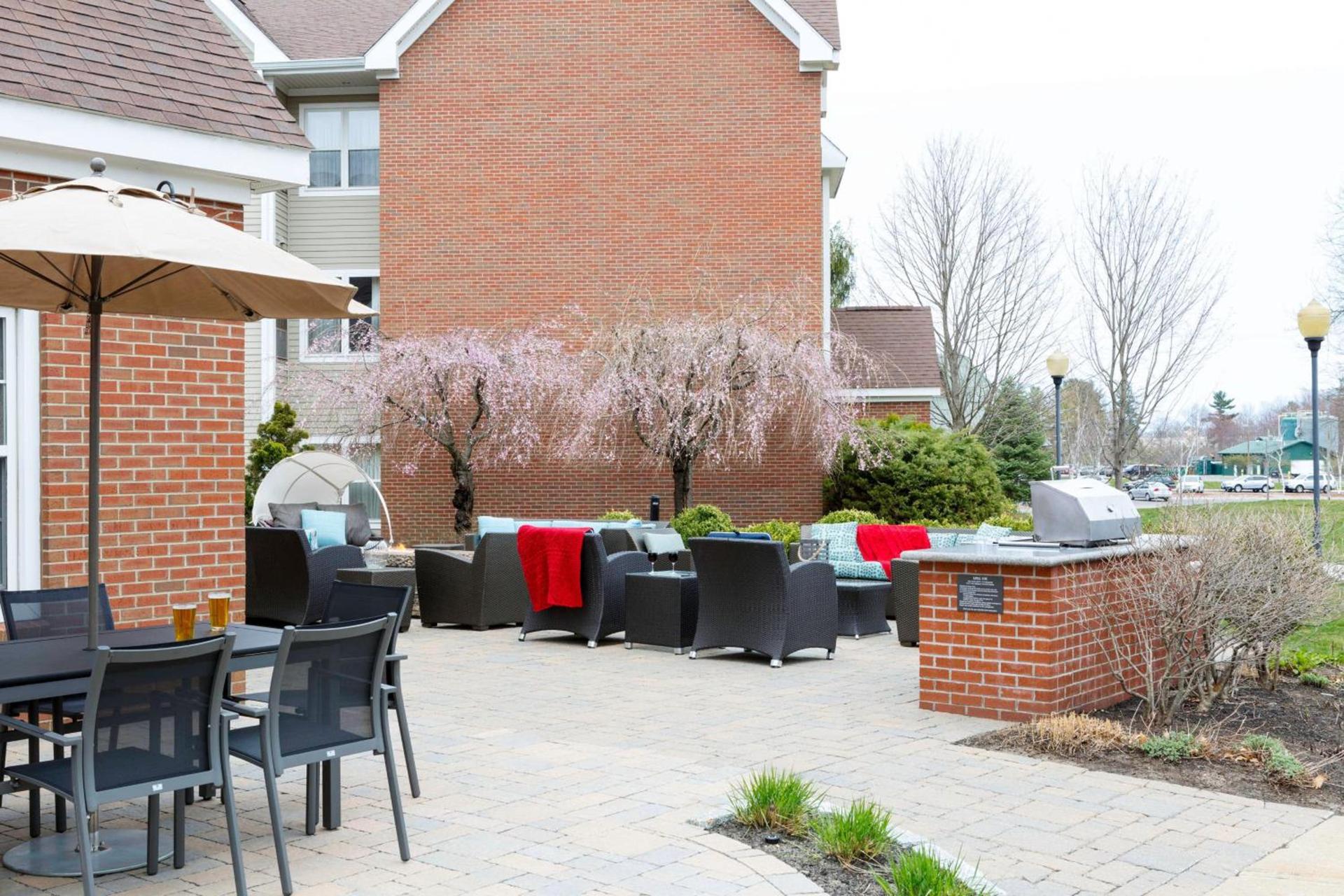 Residence Inn by Marriott Portsmouth photo 1