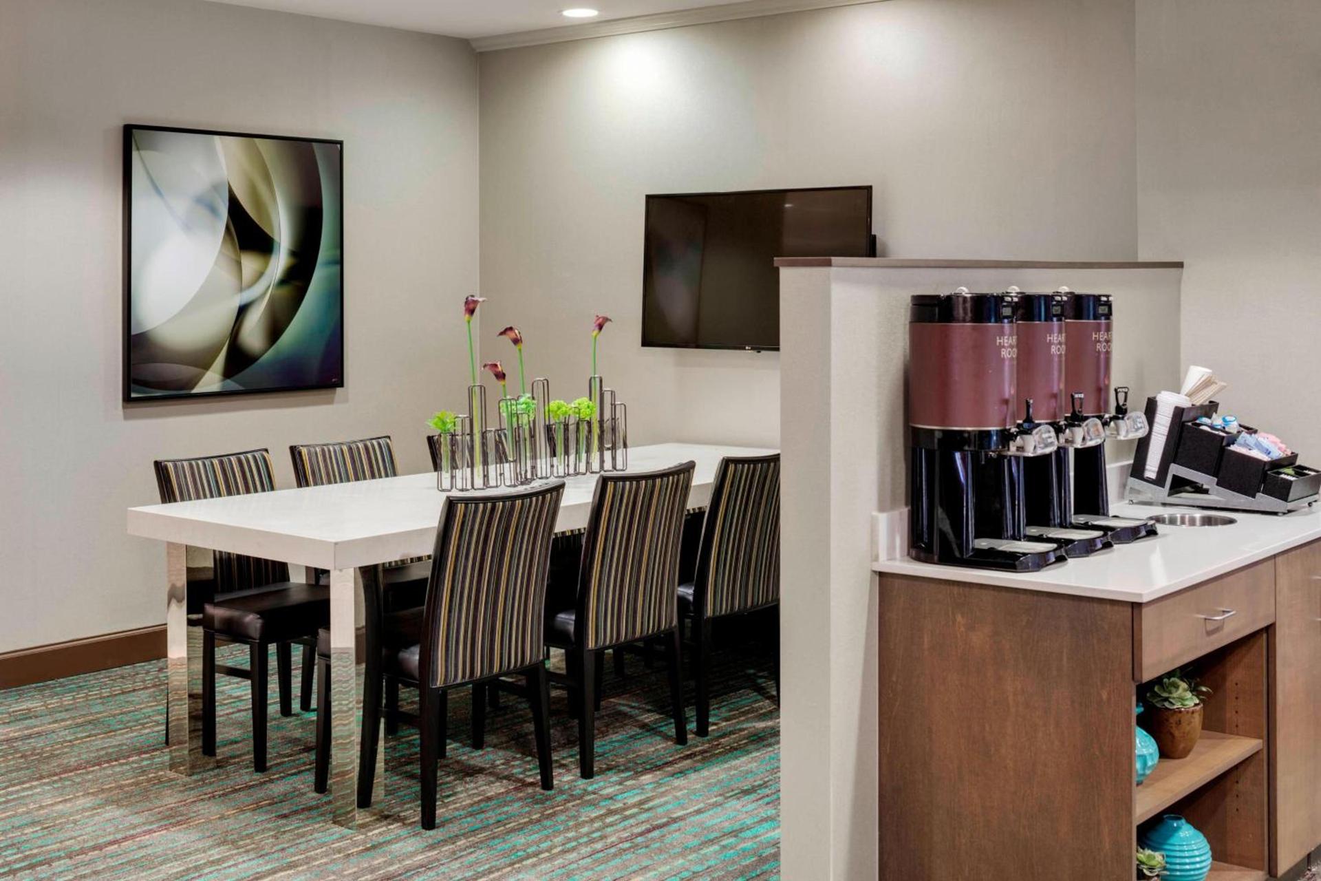 Residence Inn by Marriott Portsmouth photo 3