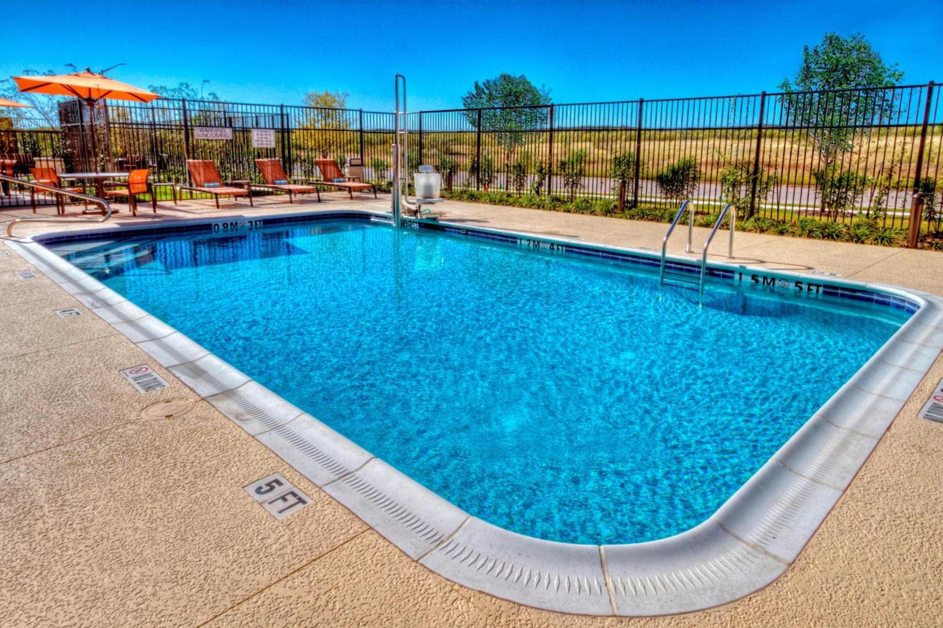 Courtyard by Marriott San Marcos photo 21