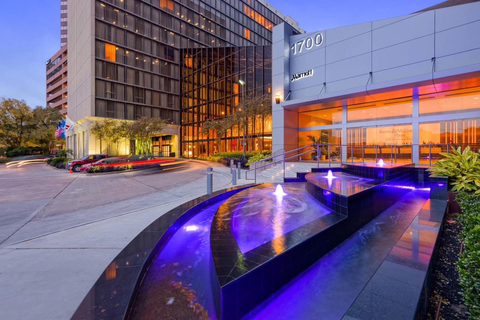Houston Marriott Uptown by the Galleria photo 1