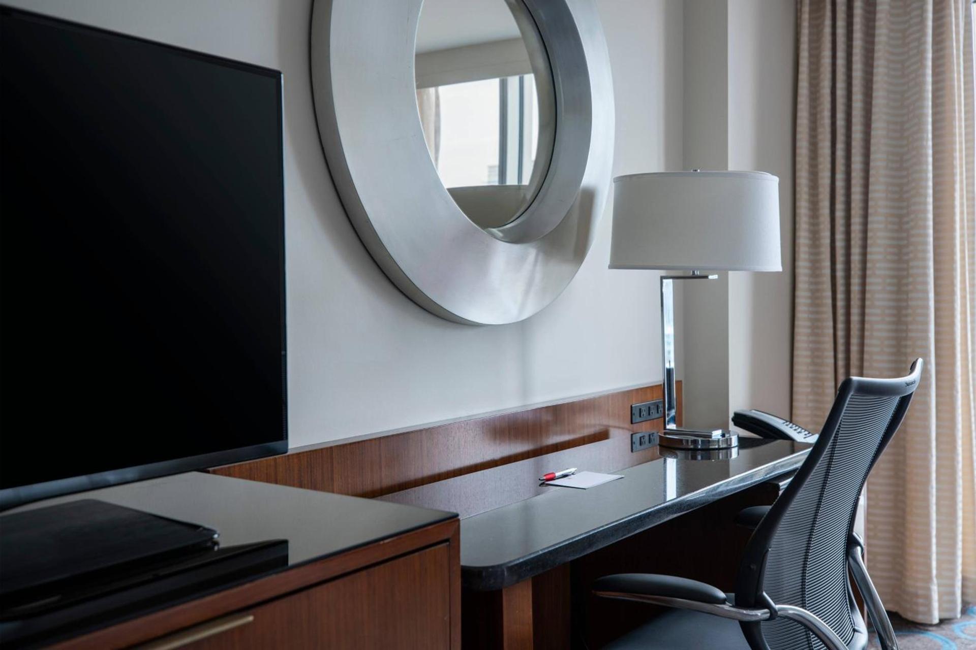 Marriott Marquis Washington, DC photo 25