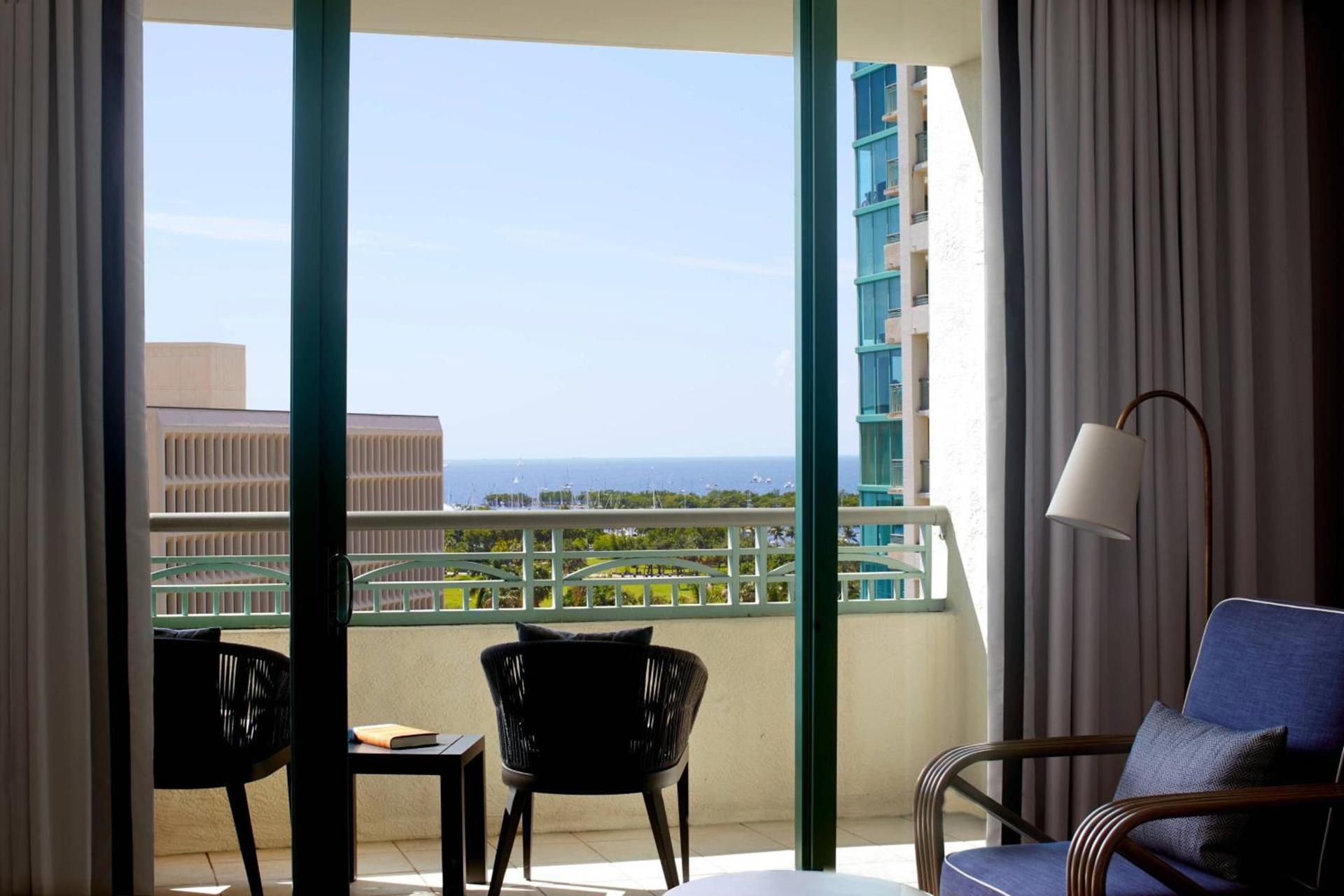 The Ritz-Carlton Coconut Grove, Miami photo 9