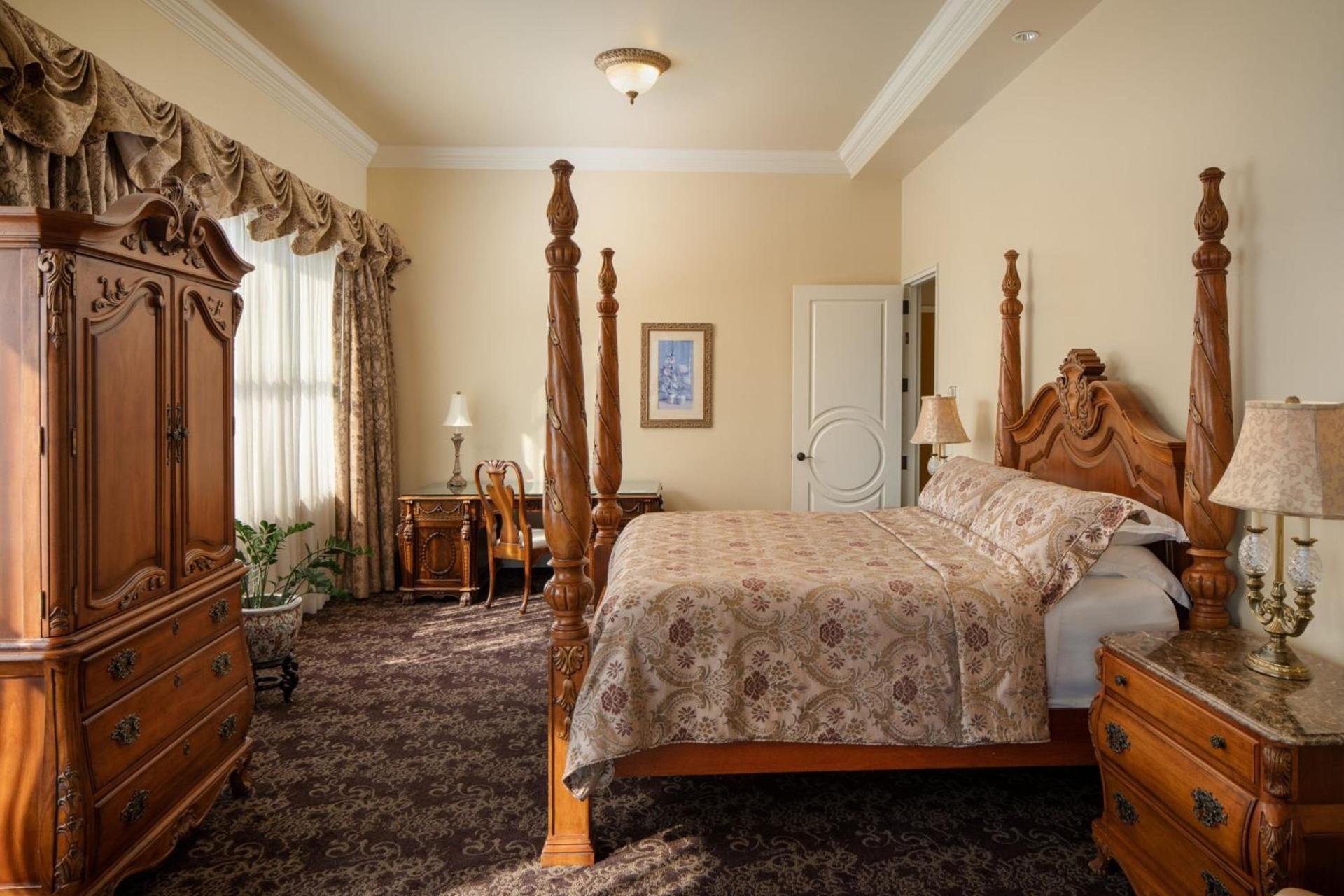 Davenport Hotel, Autograph Collection photo 56