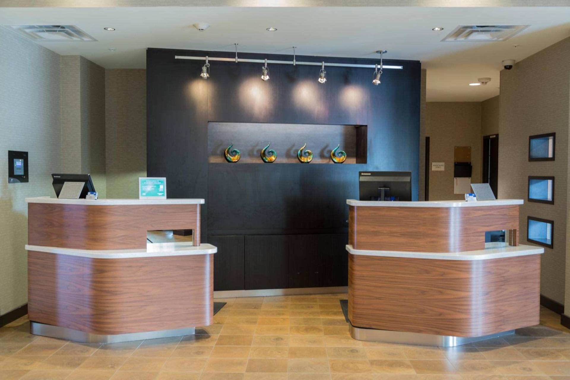 Courtyard by Marriott Morgantown photo 2