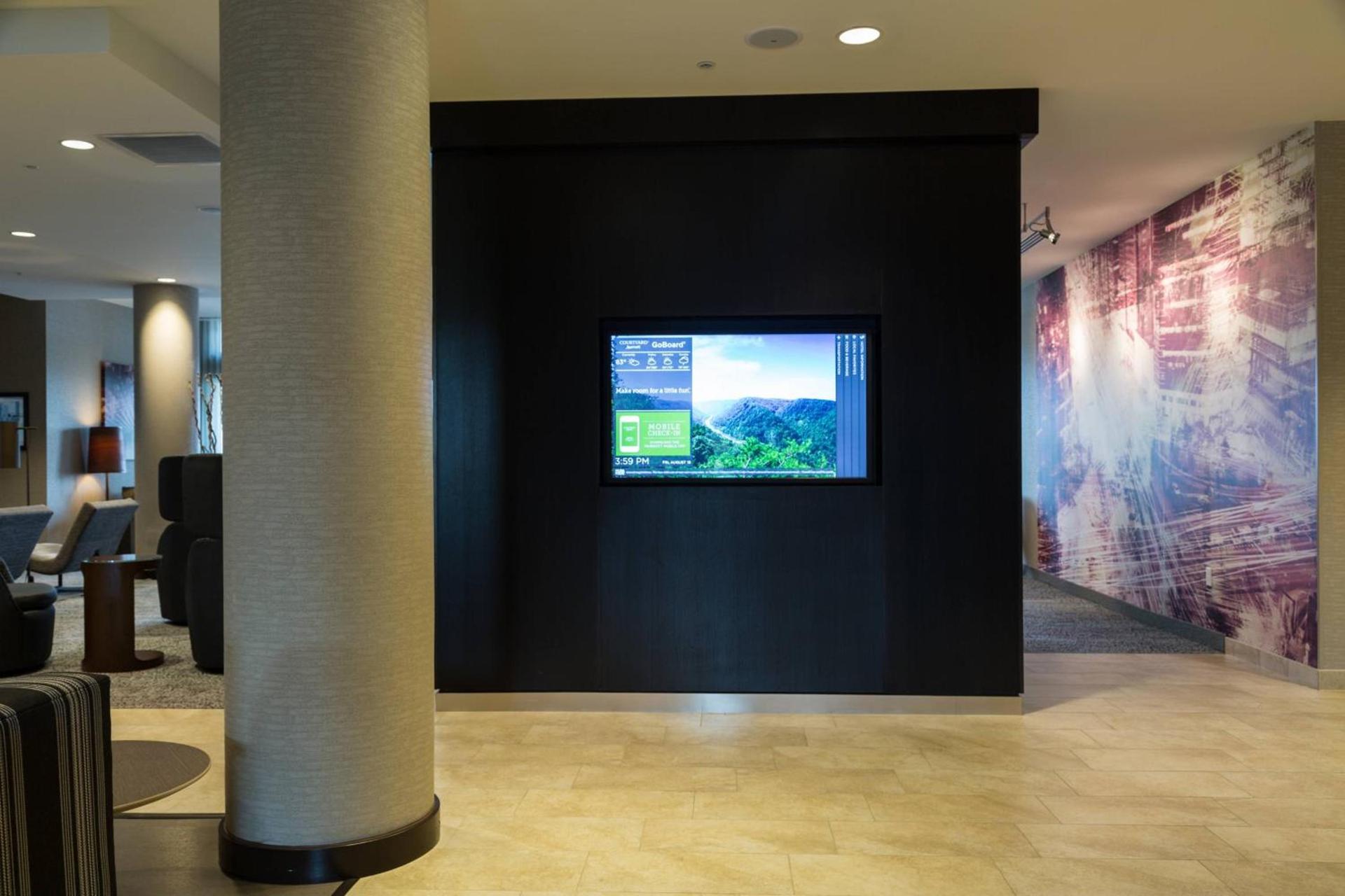 Courtyard by Marriott Morgantown photo 9
