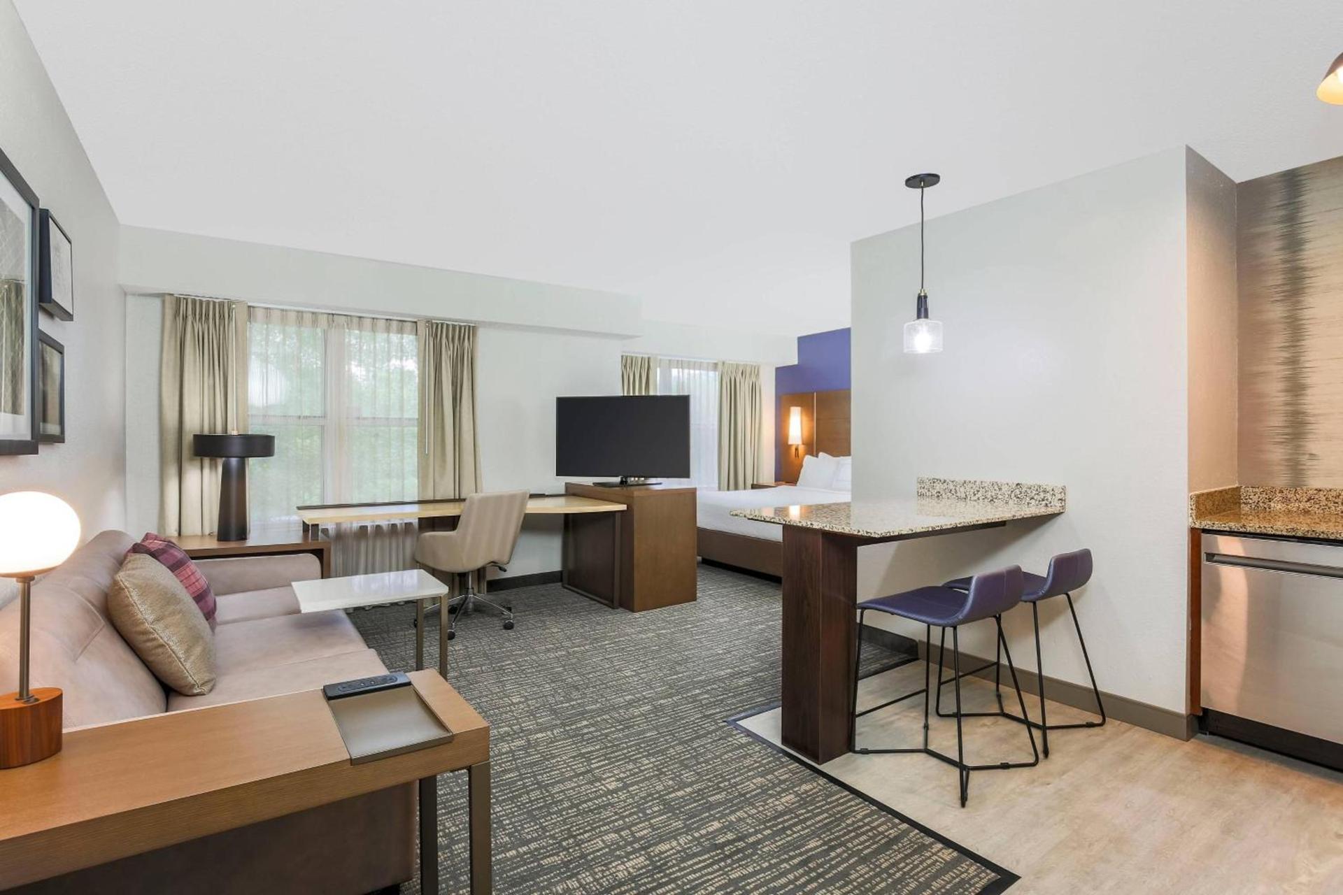 Residence Inn by Marriott Monroe photo 17