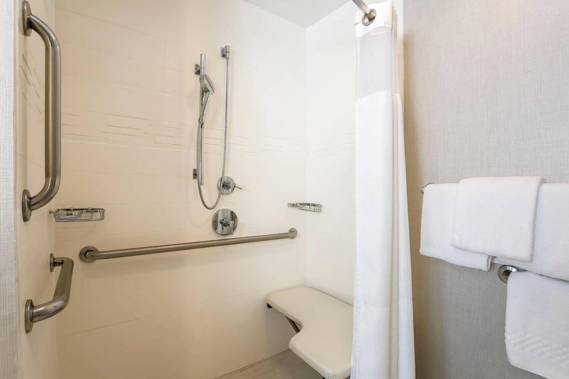 Residence Inn by Marriott Monroe photo 21