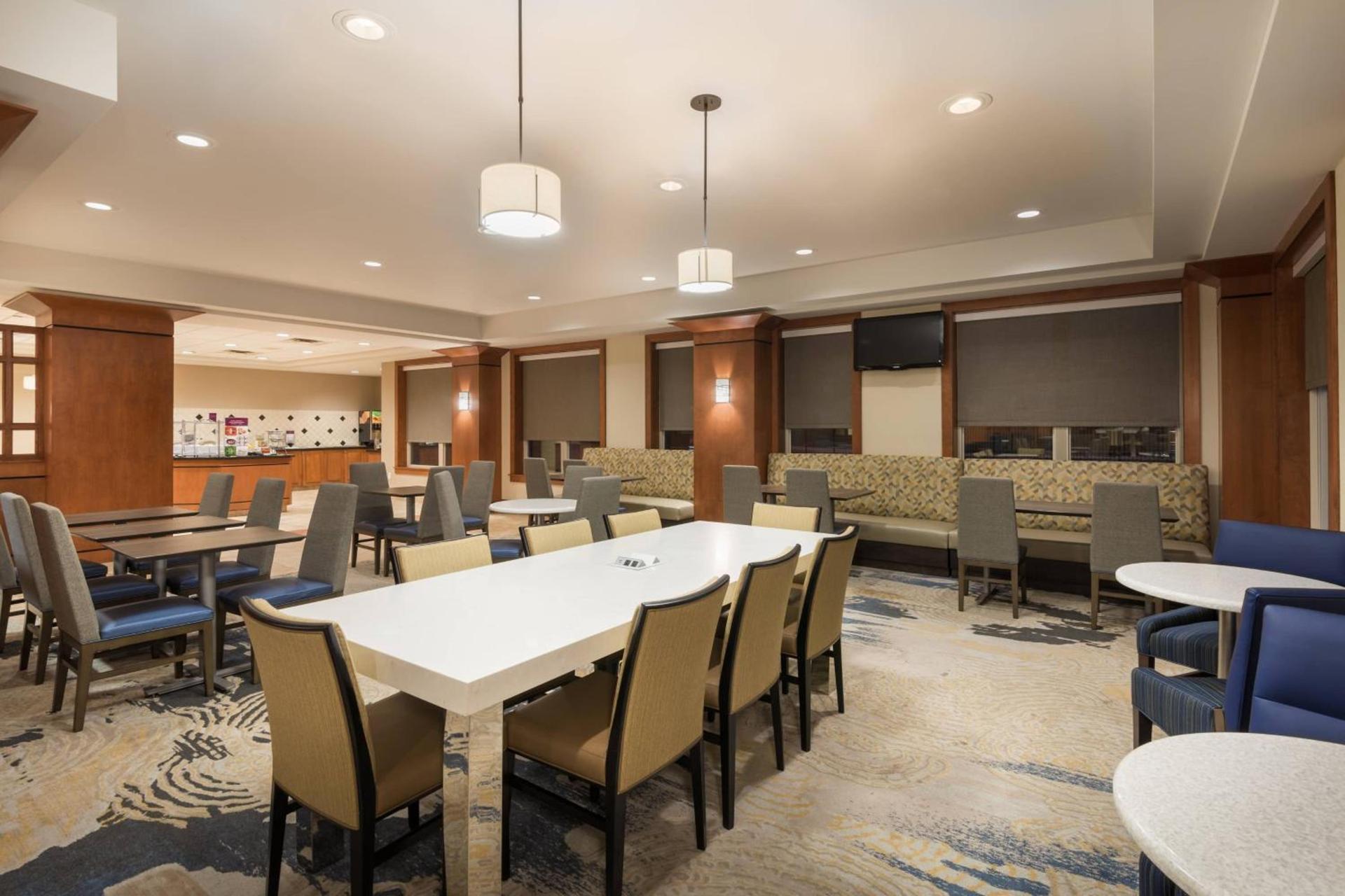 Residence Inn by Marriott St. Louis Downtown photo 14
