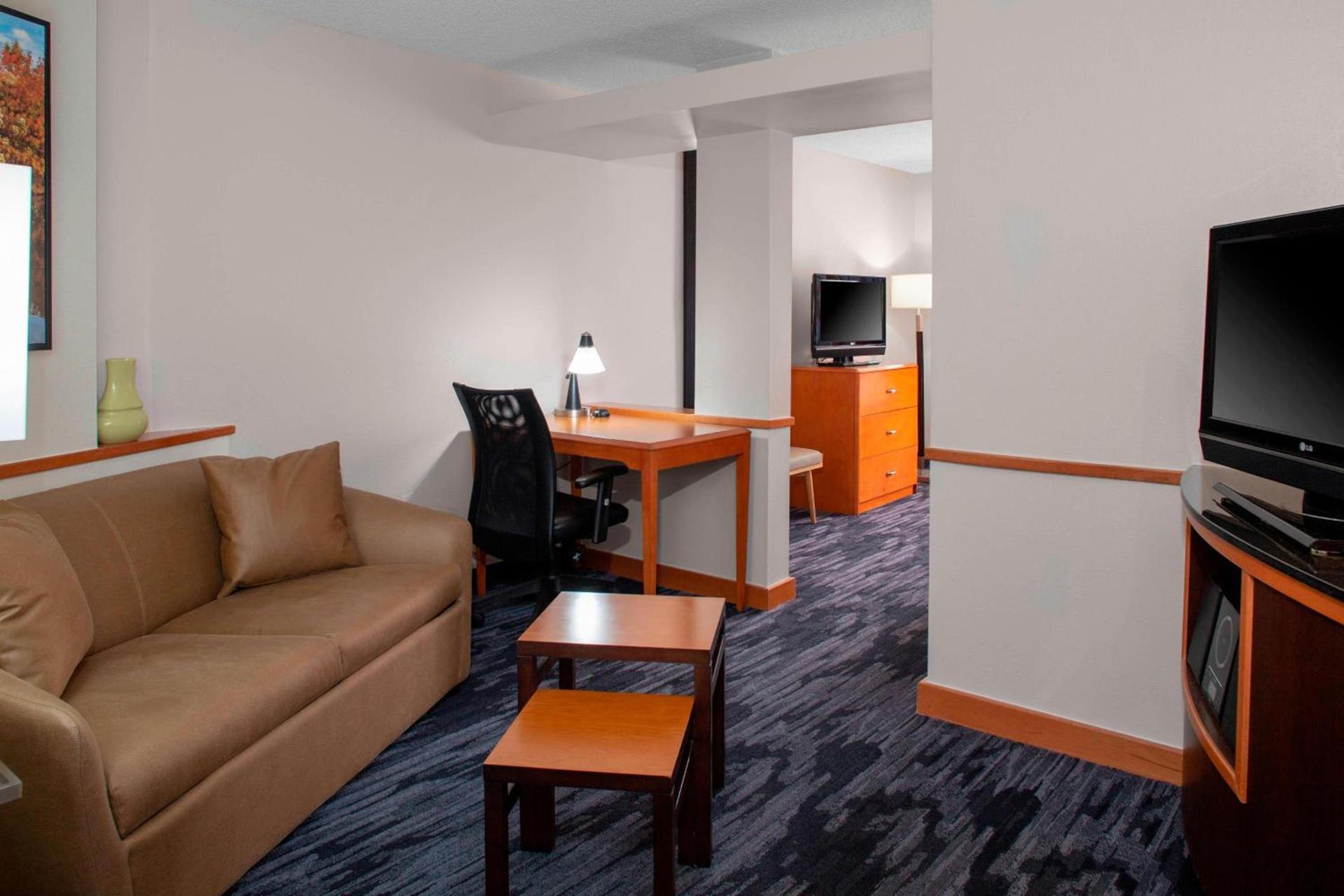 Fairfield Inn and Suites by Marriott Gadsden photo 13