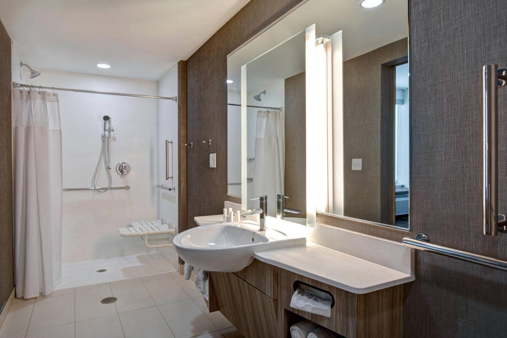 SpringHill Suites by Marriott Orangeburg photo 21