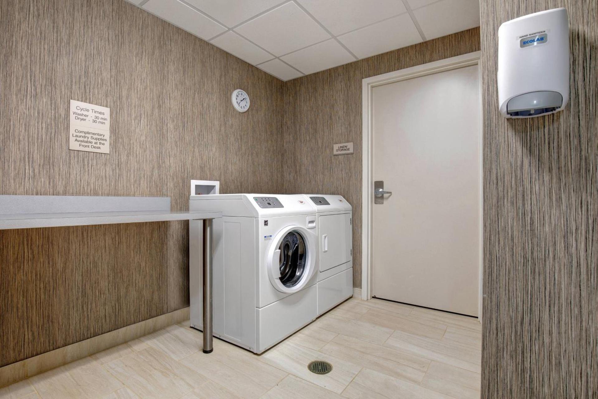 SpringHill Suites by Marriott Orangeburg photo 25