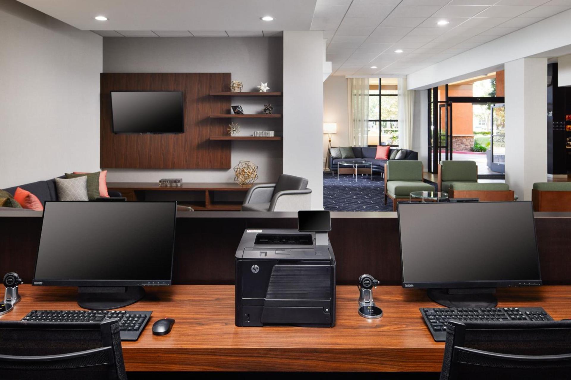 Courtyard by Marriott Santa Rosa photo 15