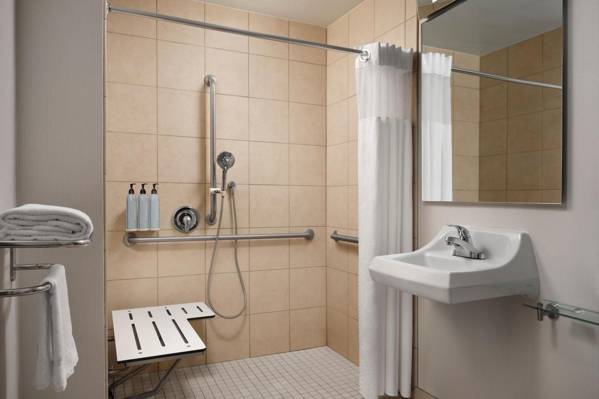 Courtyard by Marriott Santa Rosa photo 13
