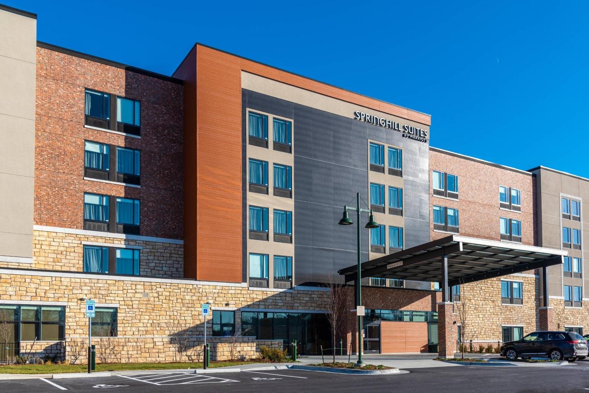 SpringHill Suites by Marriott Overland Park Leawood photo 1