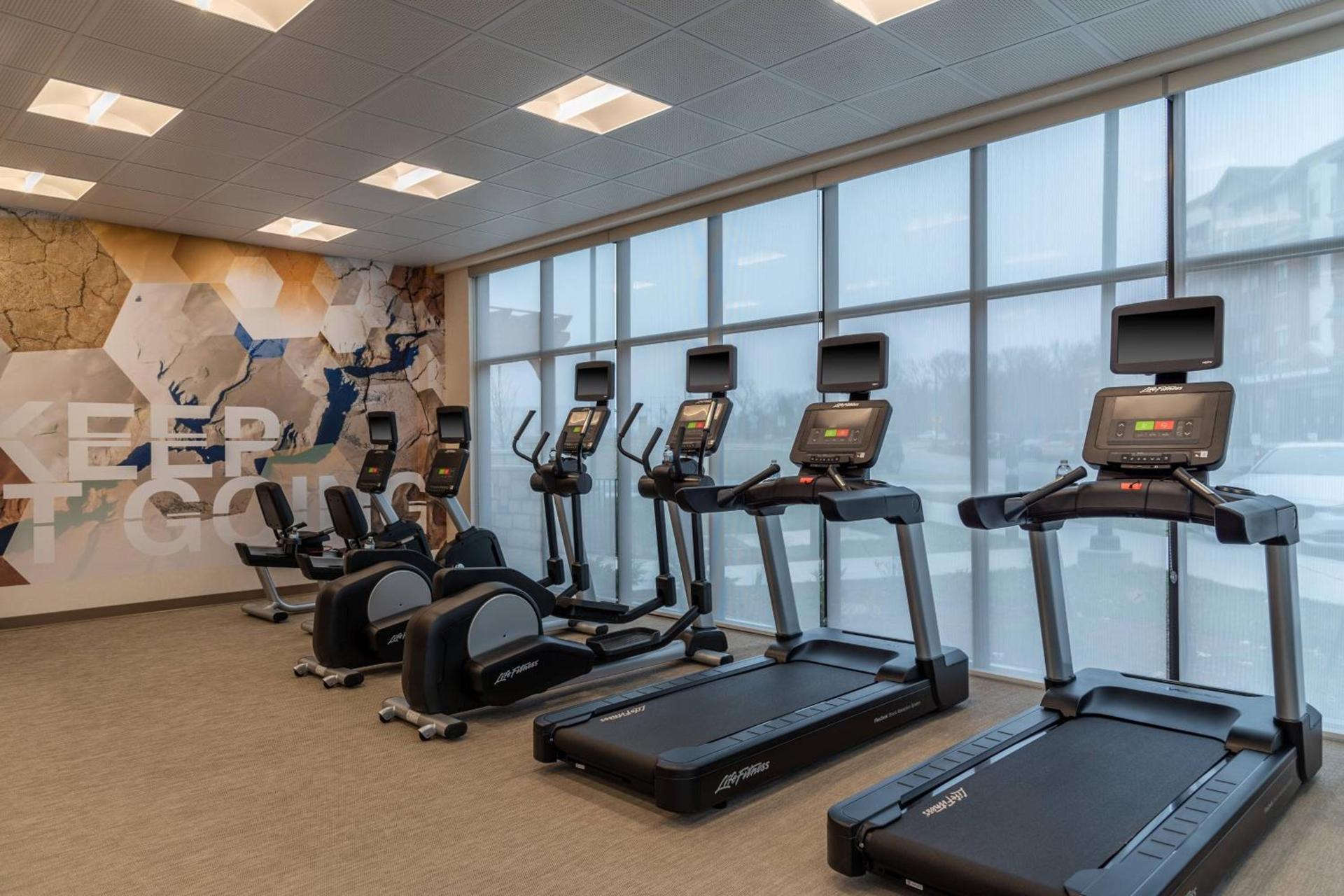 SpringHill Suites by Marriott Overland Park Leawood photo 31
