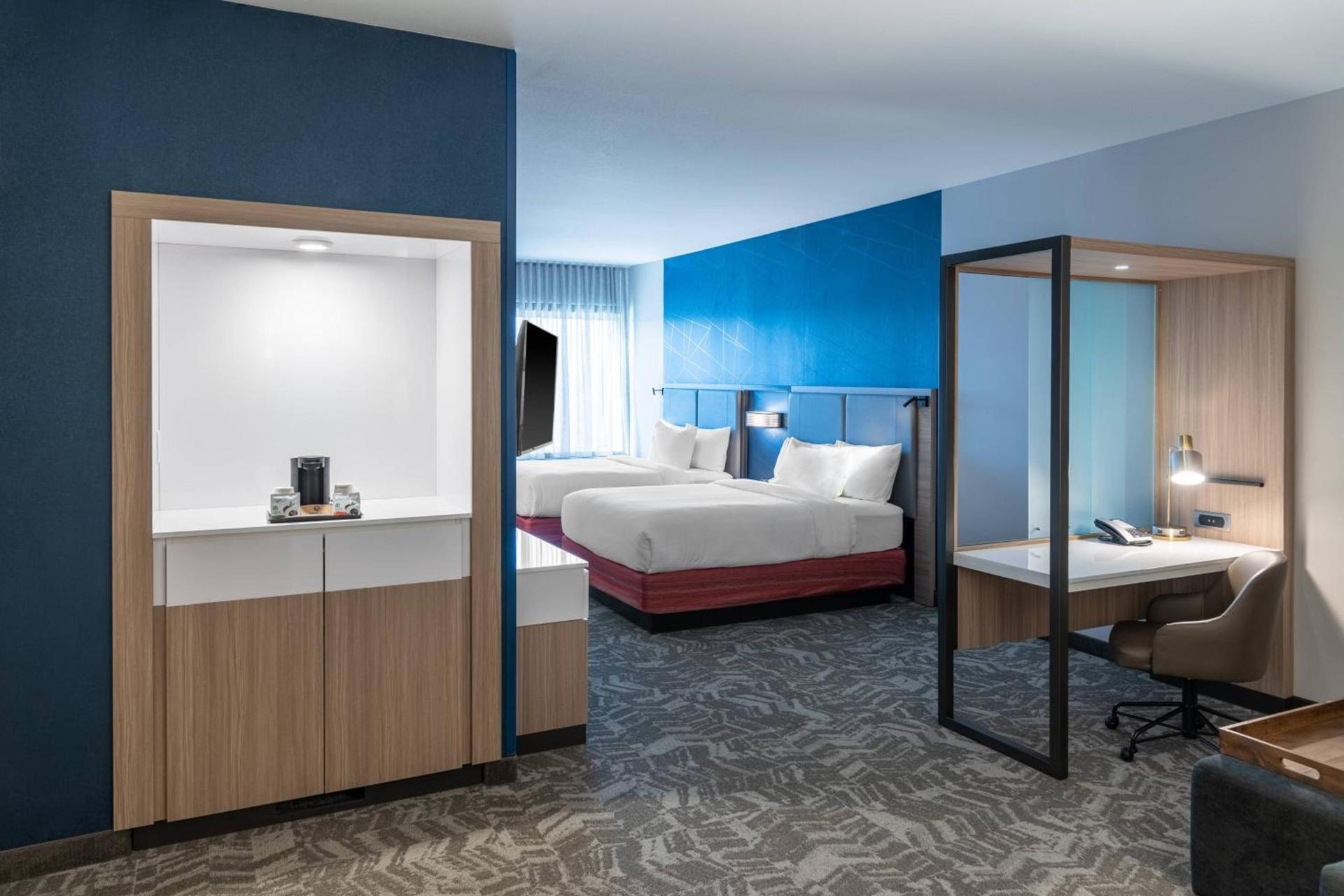 SpringHill Suites by Marriott Overland Park Leawood photo 8