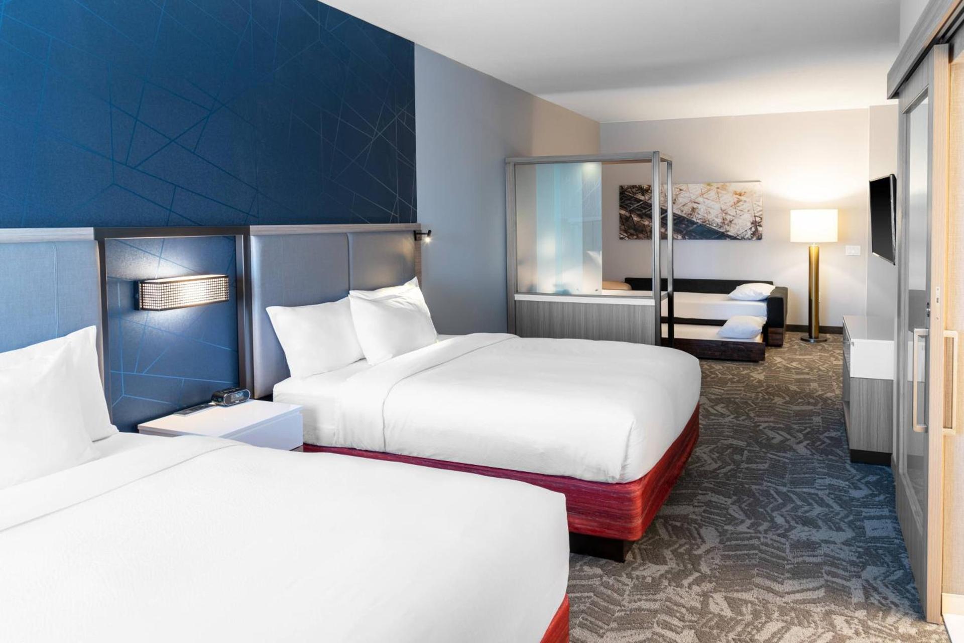 SpringHill Suites by Marriott Overland Park Leawood photo 9