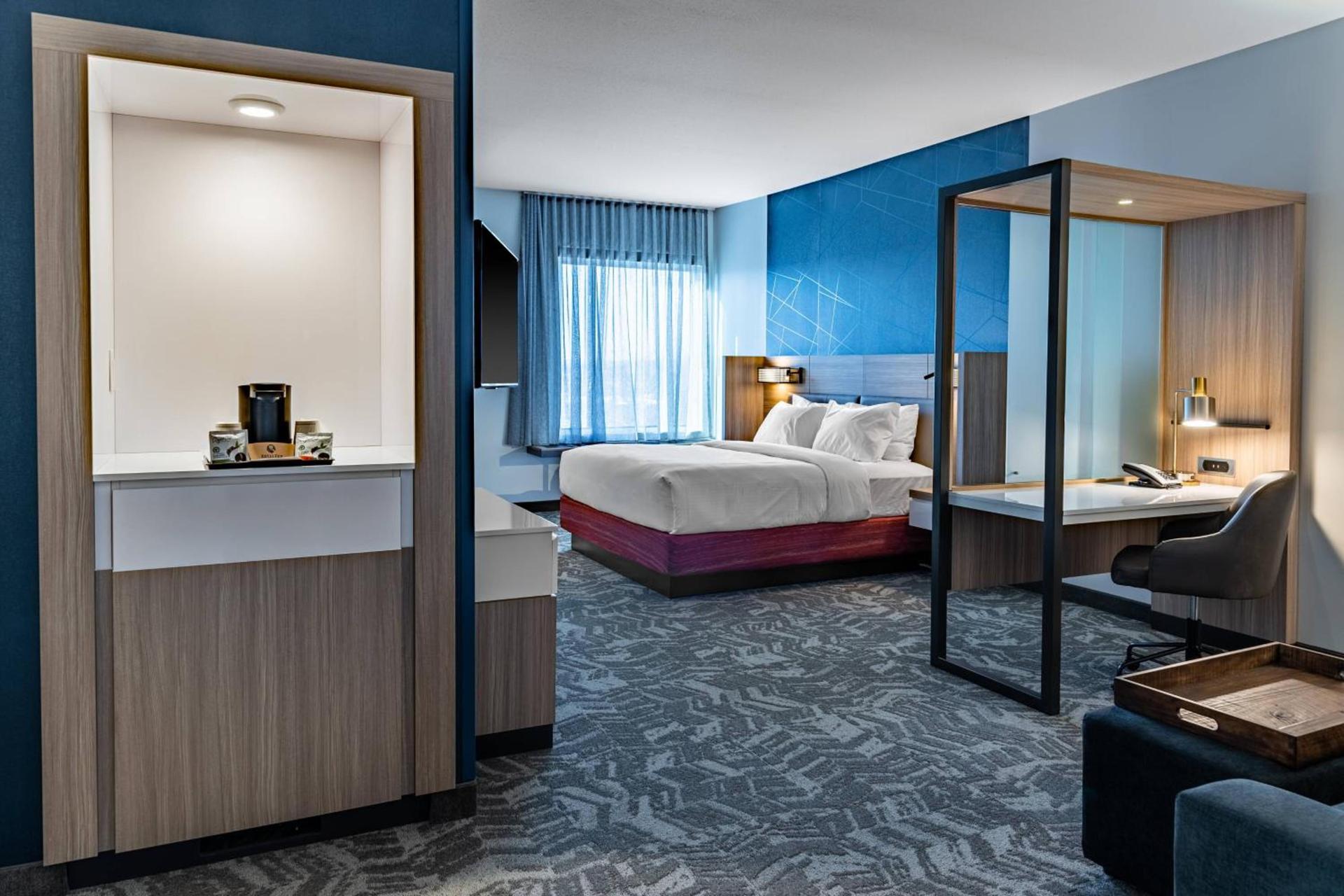 SpringHill Suites by Marriott Overland Park Leawood photo 11