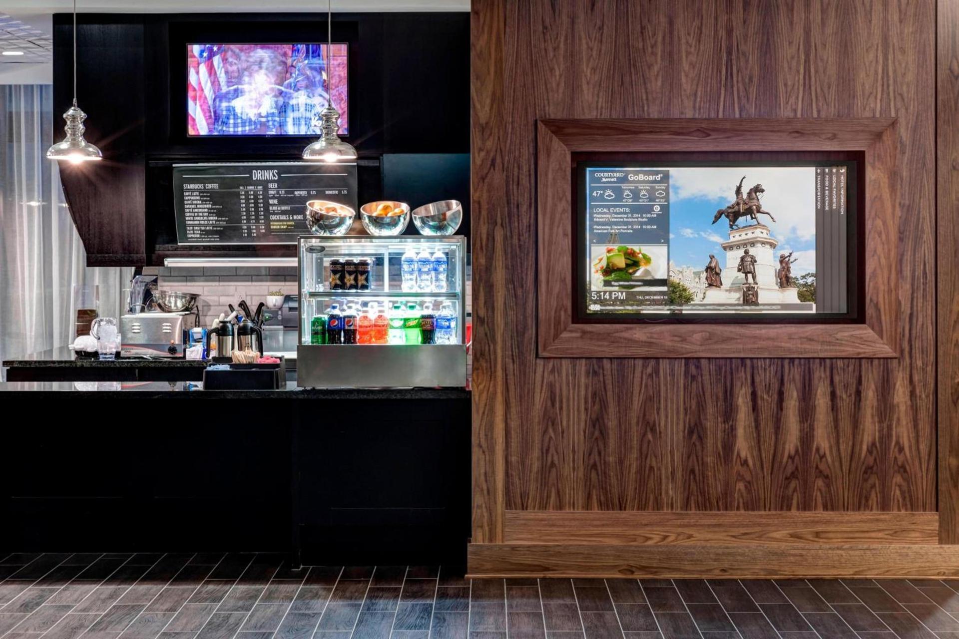 Courtyard by Marriott Richmond Downtown photo 14