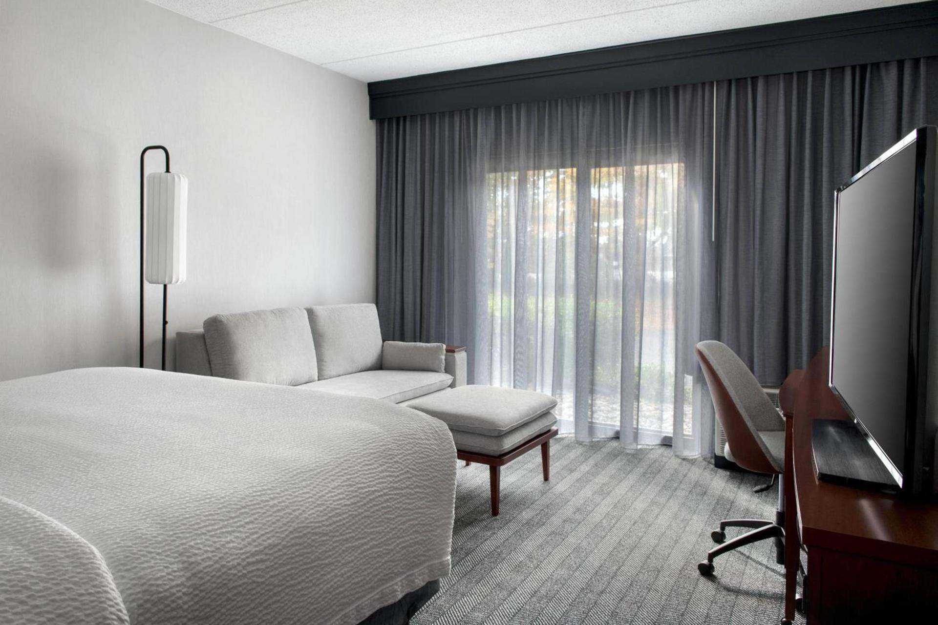 Courtyard by Marriott Poughkeepsie photo 6