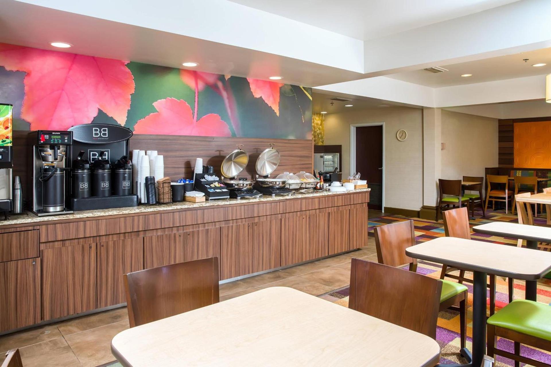 Fairfield Inn & Suites Jacksonville Airport photo 20