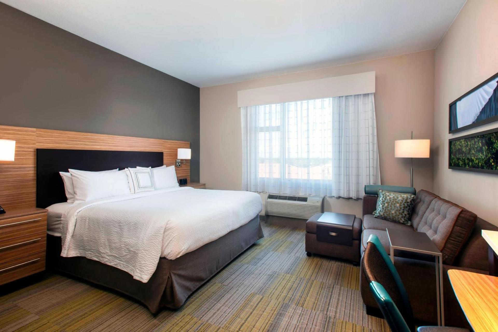 TownePlace Suites by Marriott Miami Homestead photo 9