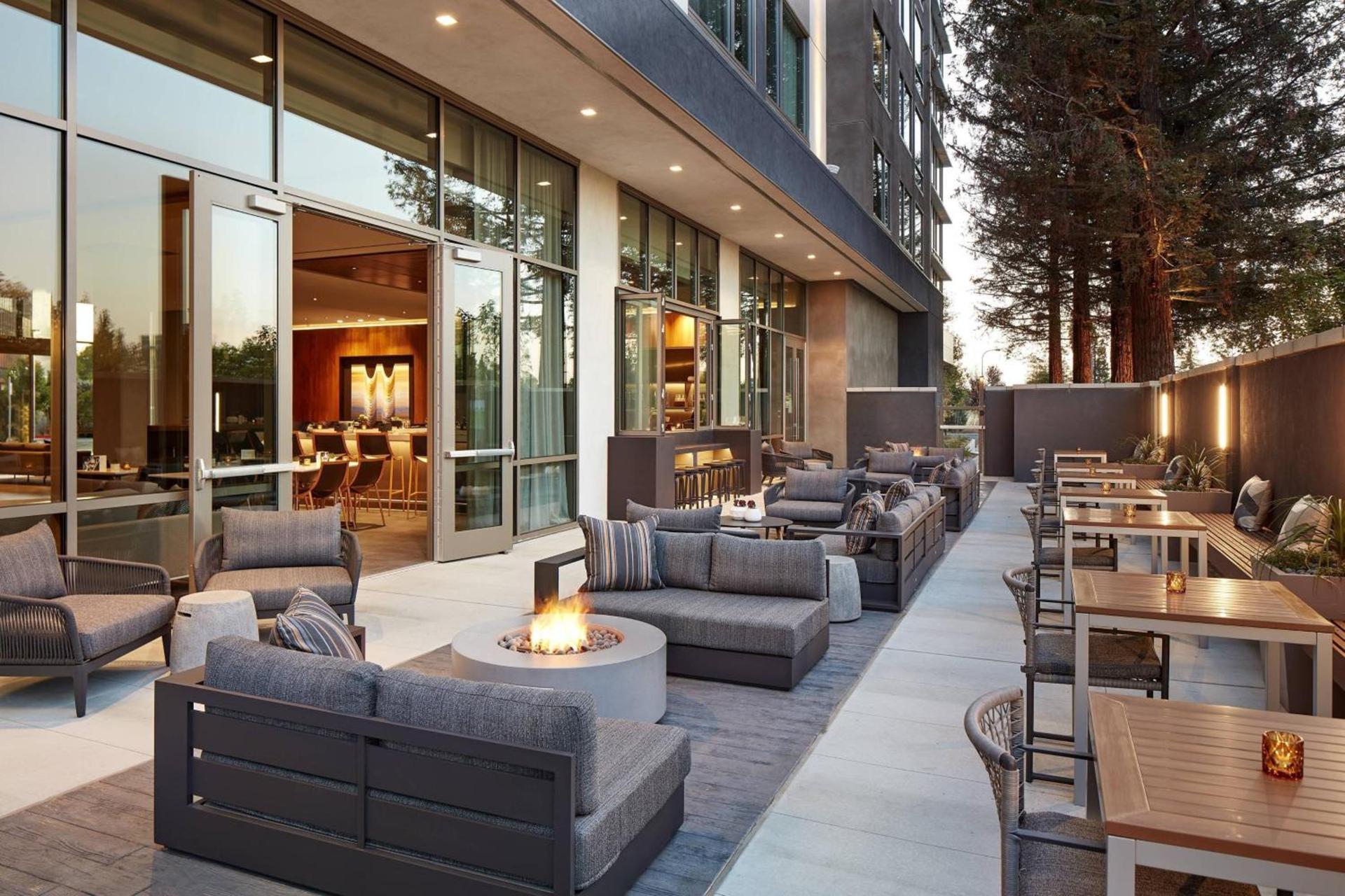 AC Hotel by Marriott San Jose Santa Clara photo 11